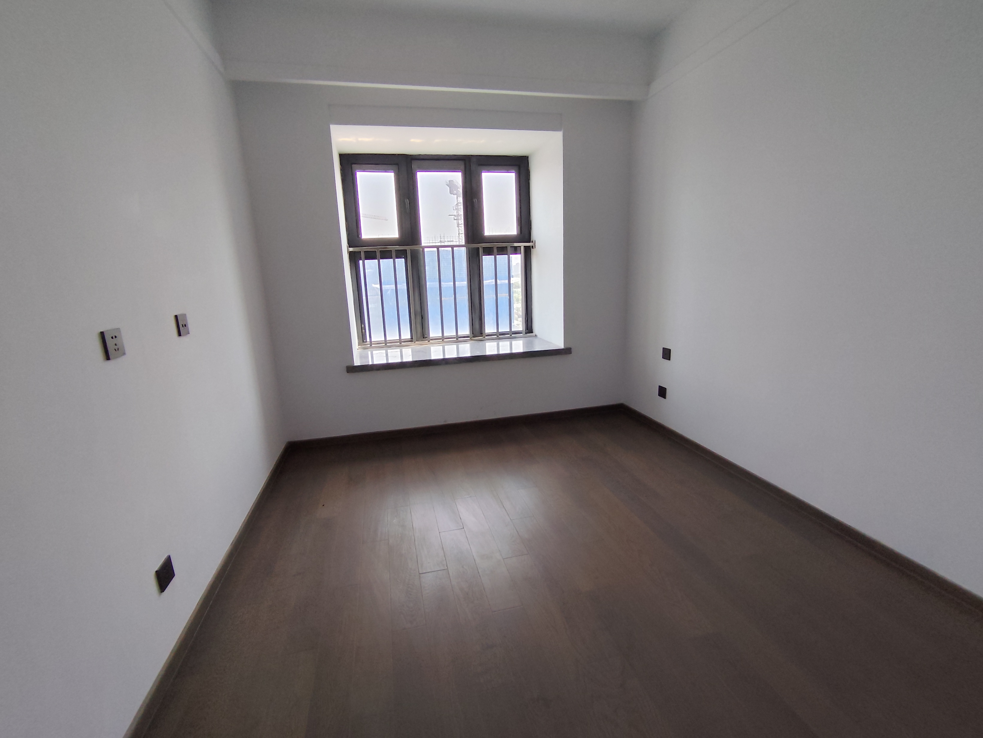 都会沁园 4室2厅2卫 149m&sup2;
