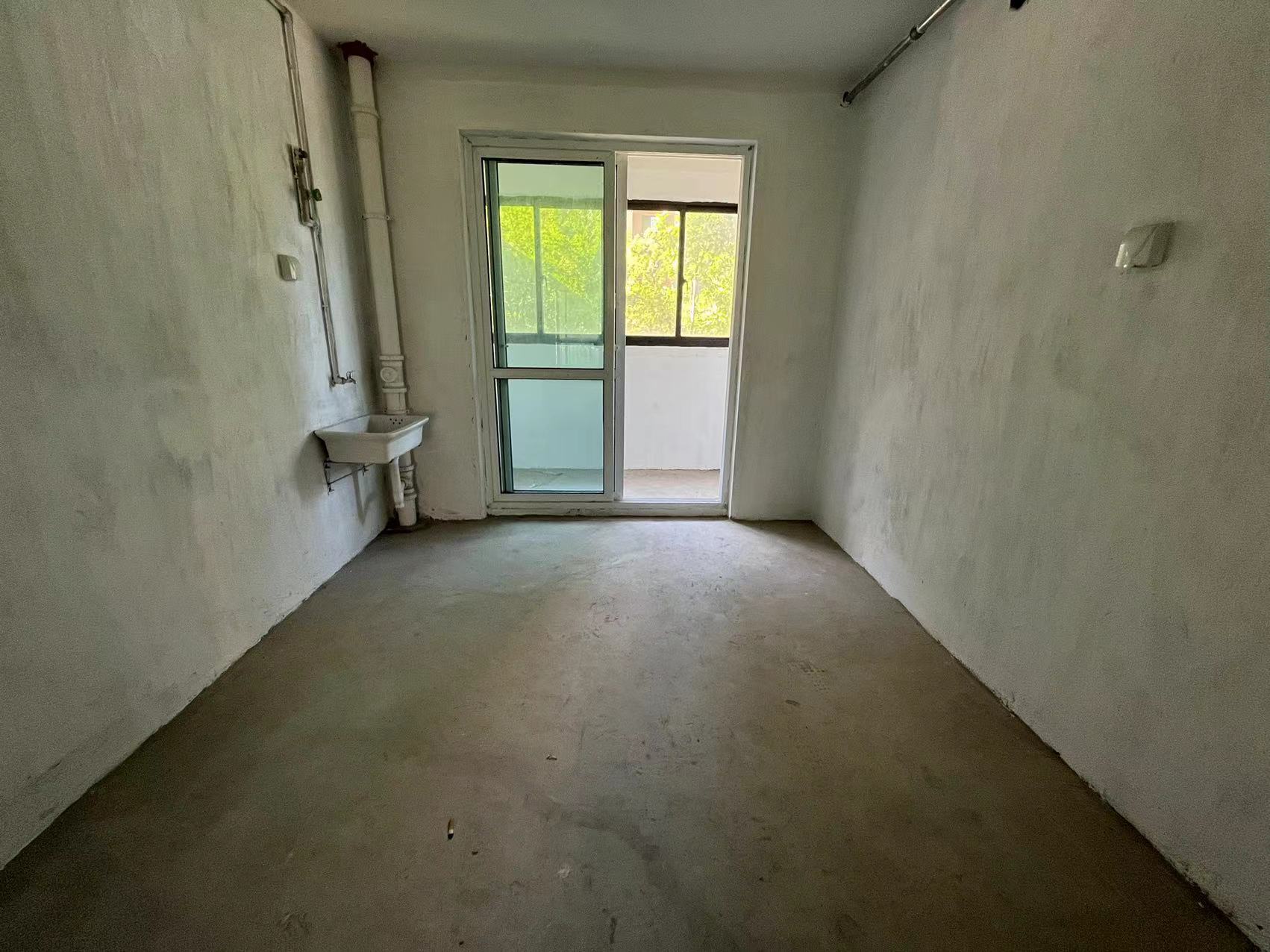 光明嘉苑 3室2厅2卫 135m&sup2;