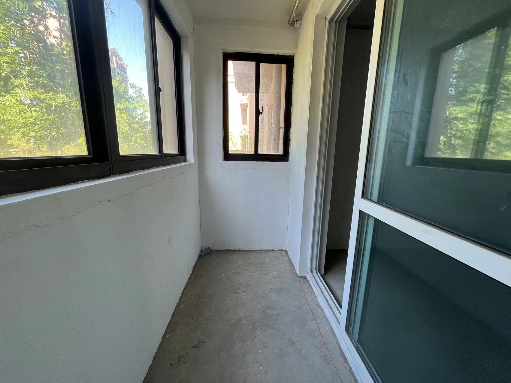 光明嘉苑 3室2厅2卫 135m&sup2;