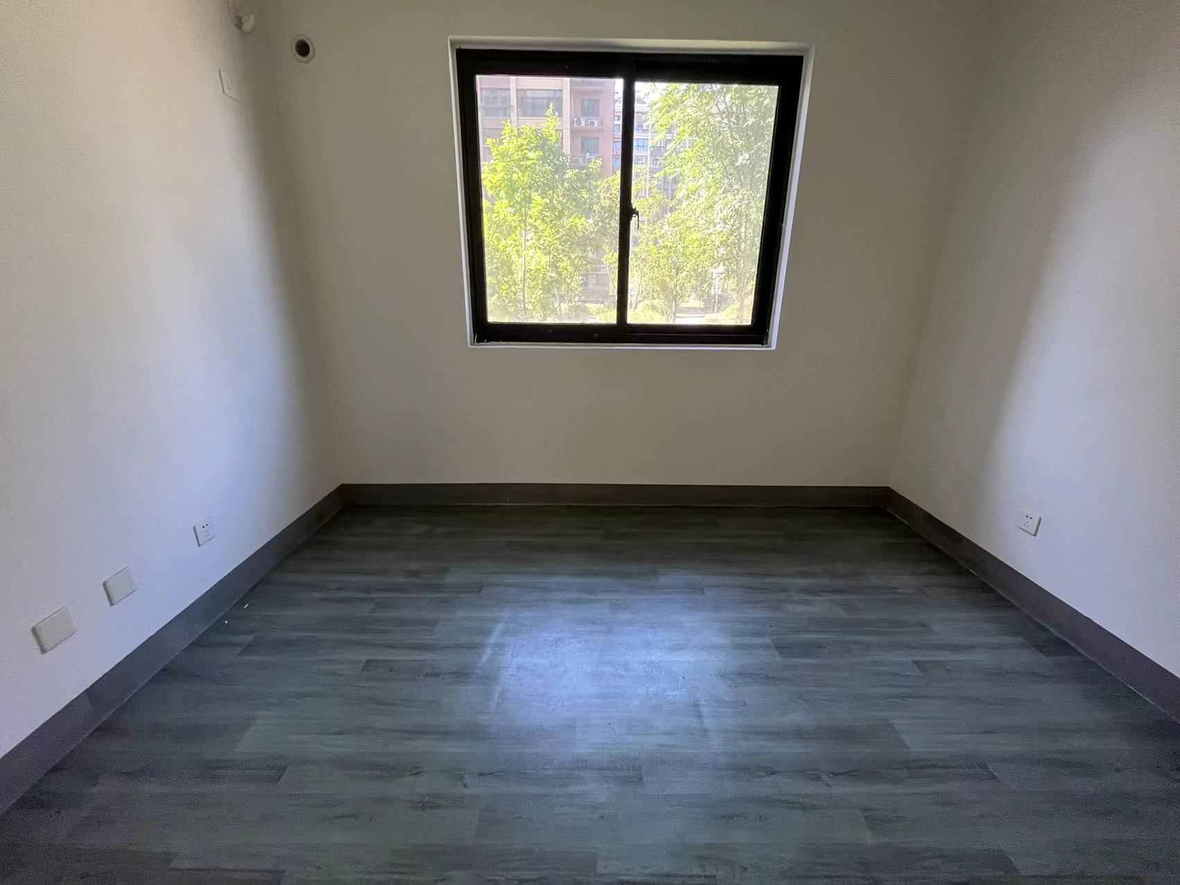 光明嘉苑 3室2厅2卫 135m&sup2;