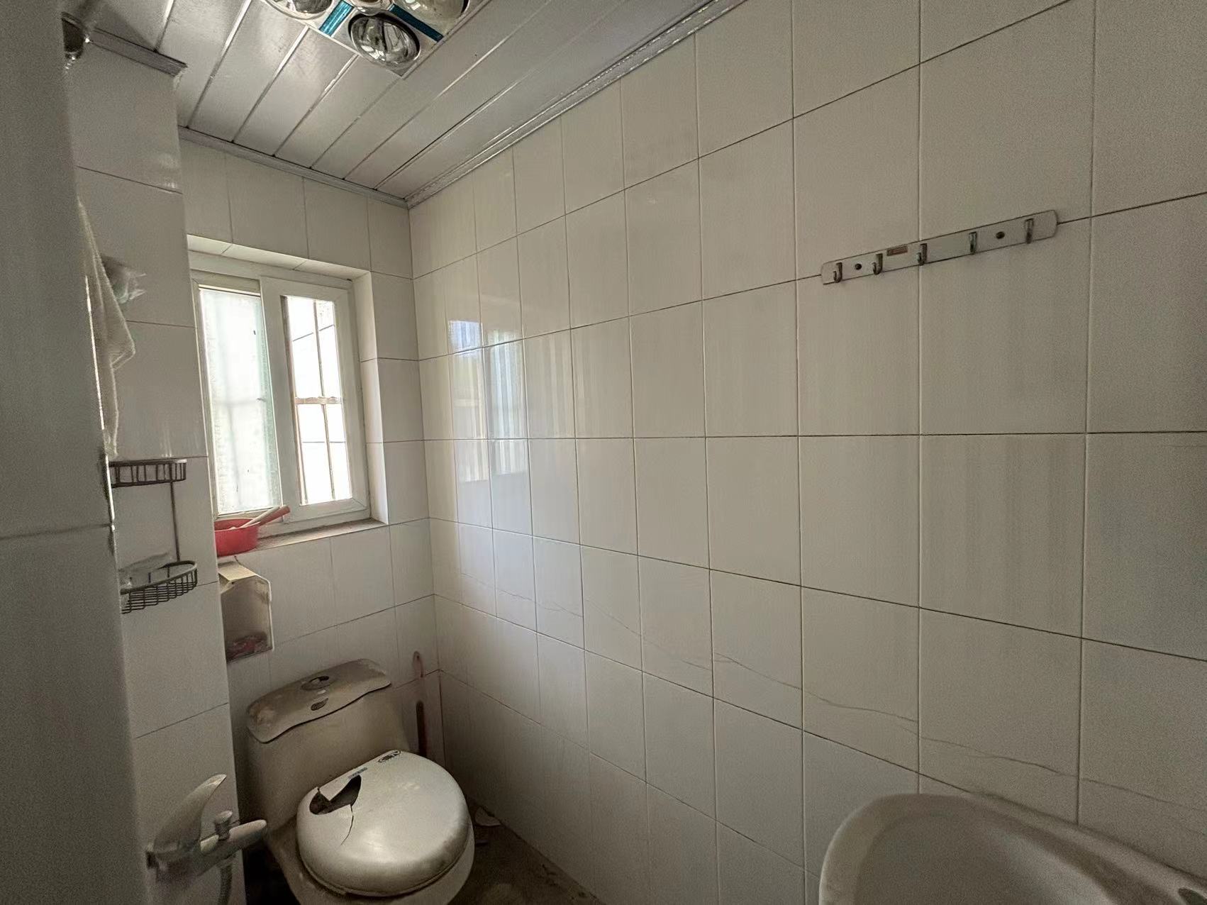 易家桥新村 2室1厅1卫 55m&sup2;