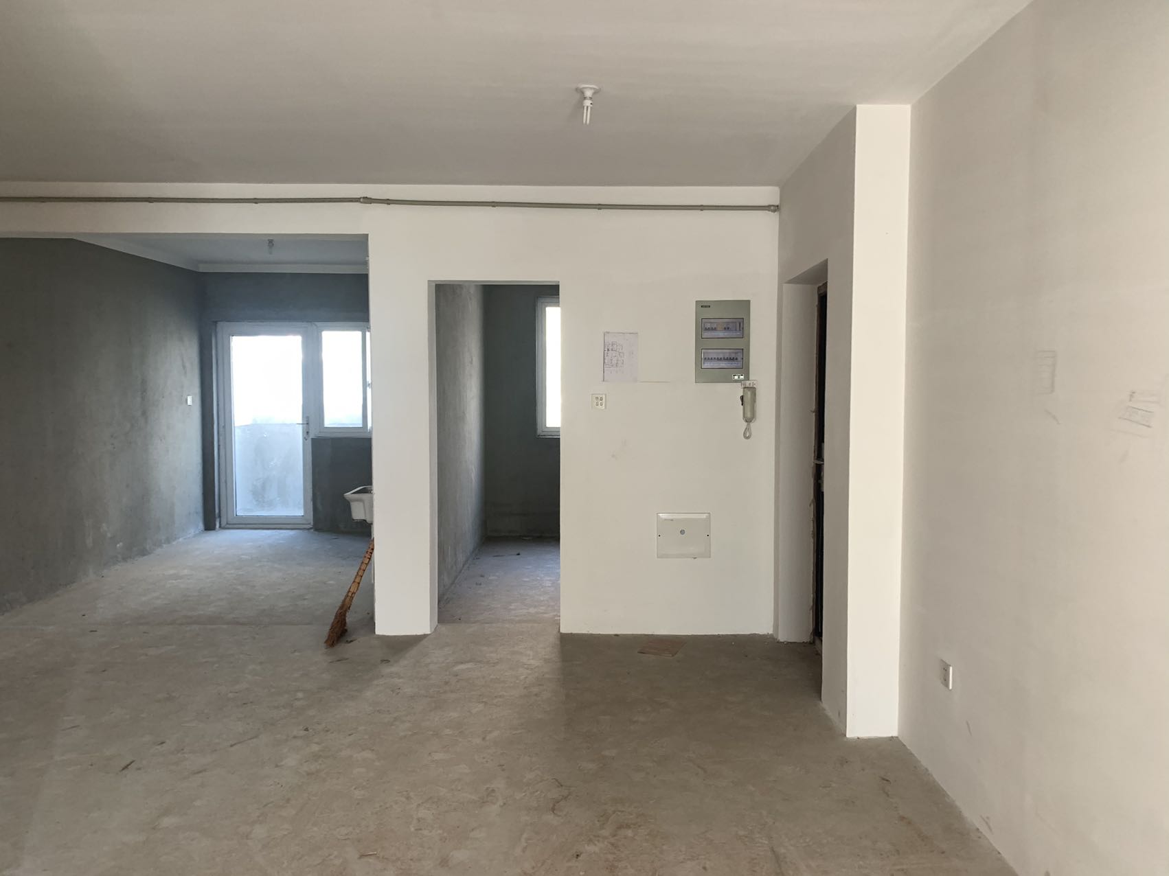 东晖花园 3室2厅2卫 145.00m&sup2;