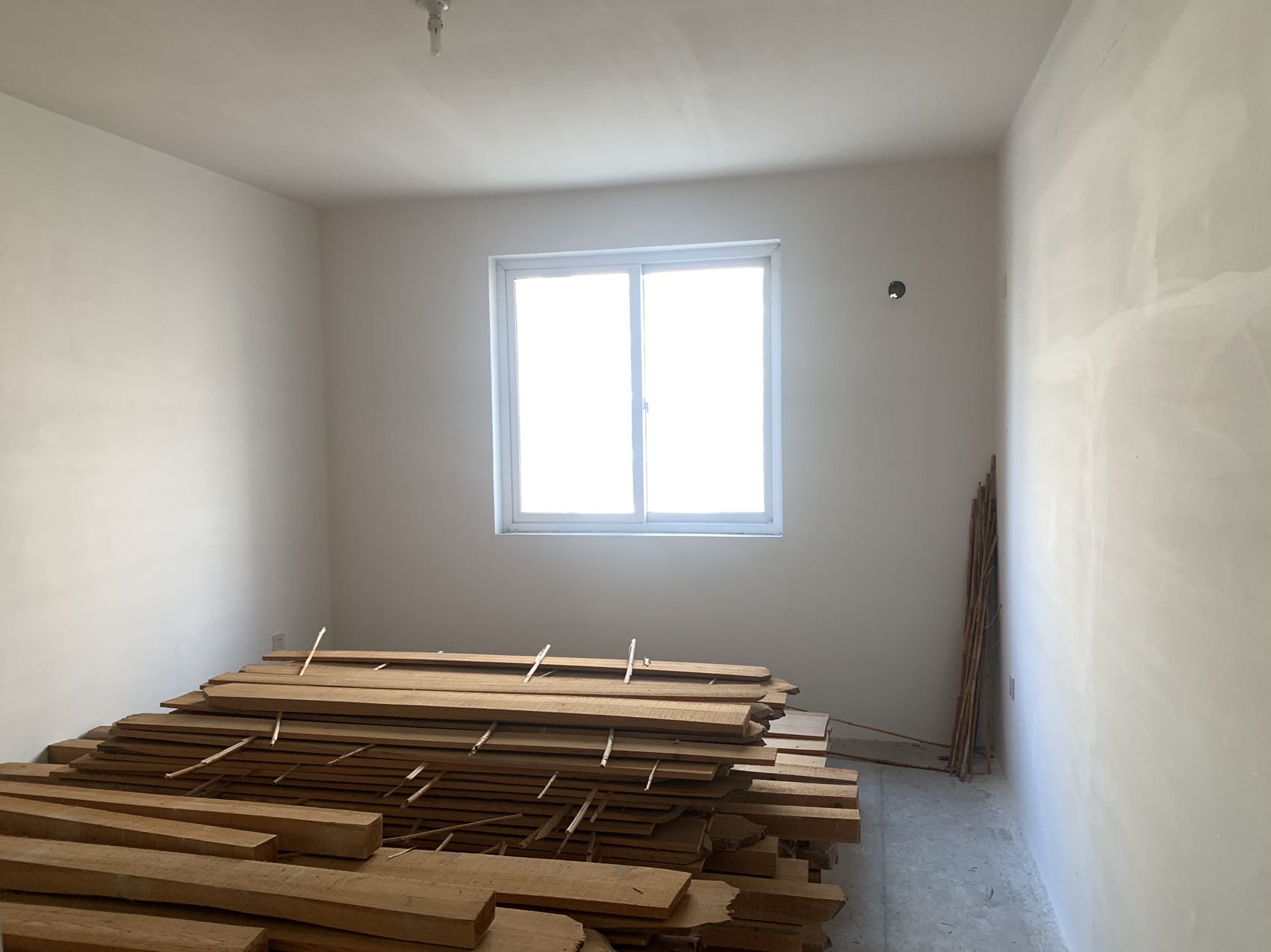 东晖花园 2室2厅1卫 90.00m&sup2;