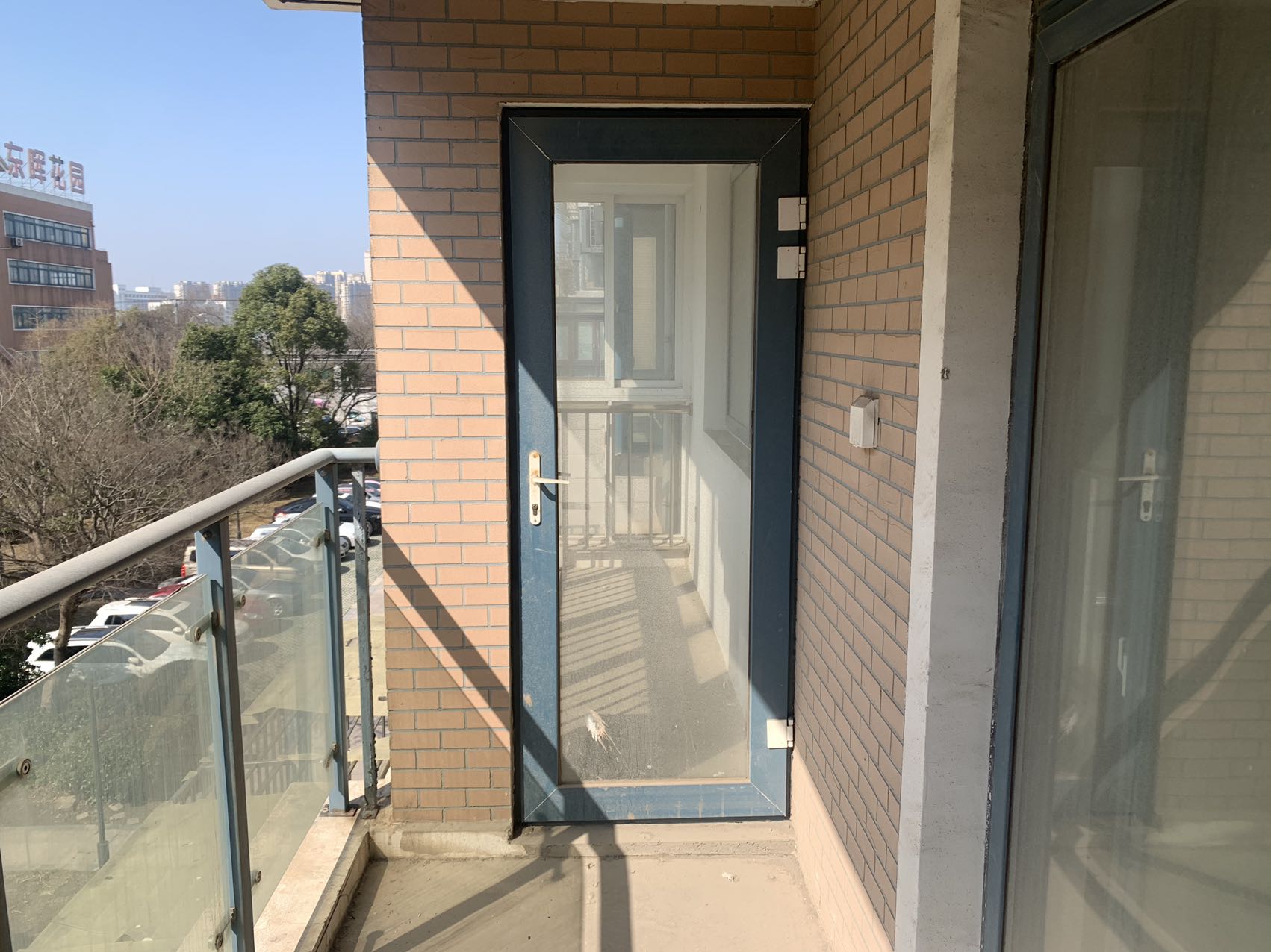 东晖花园 2室2厅1卫 90.00m&sup2;