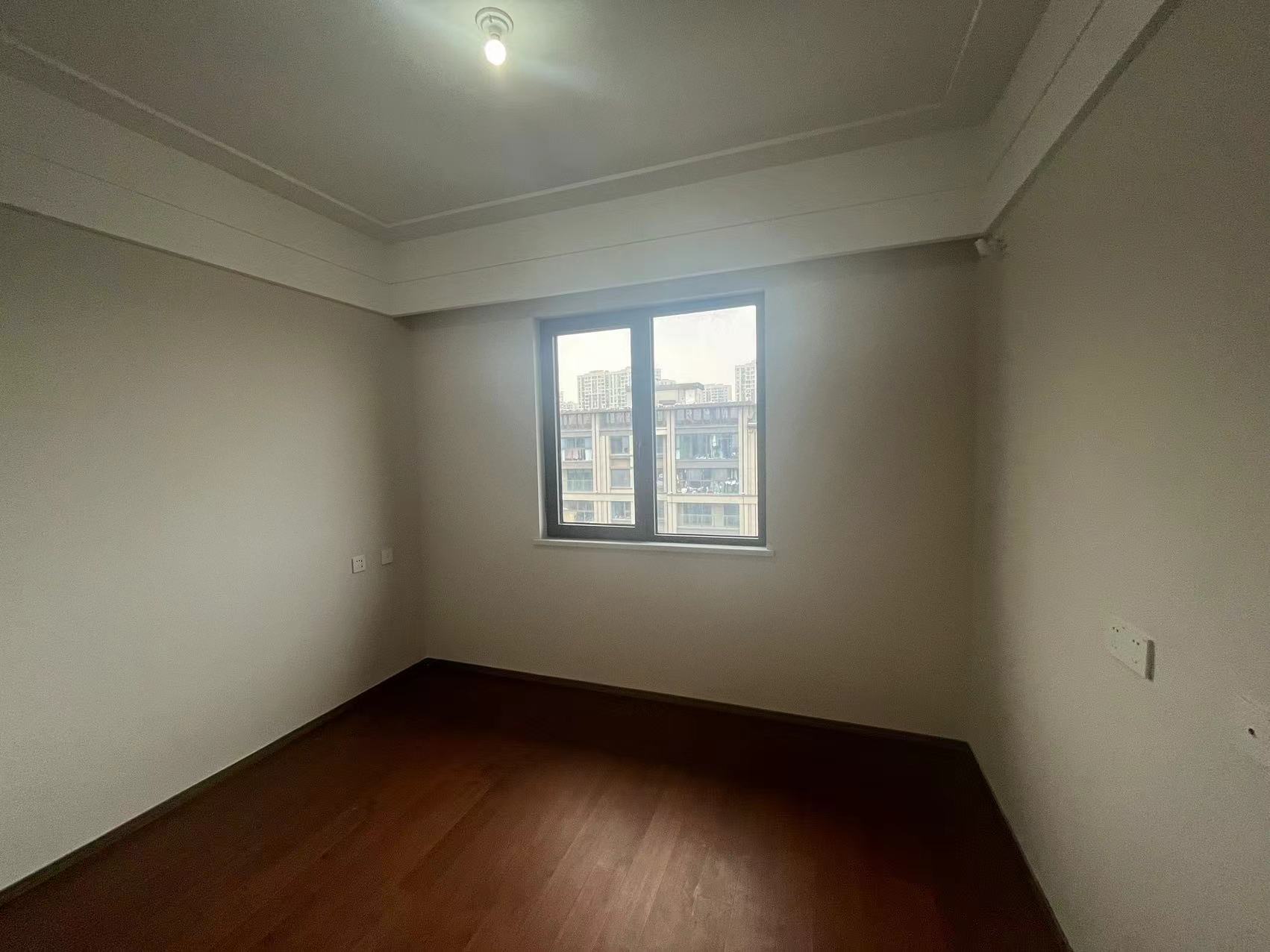 圆融玺悦 3室2厅2卫 131m&sup2;