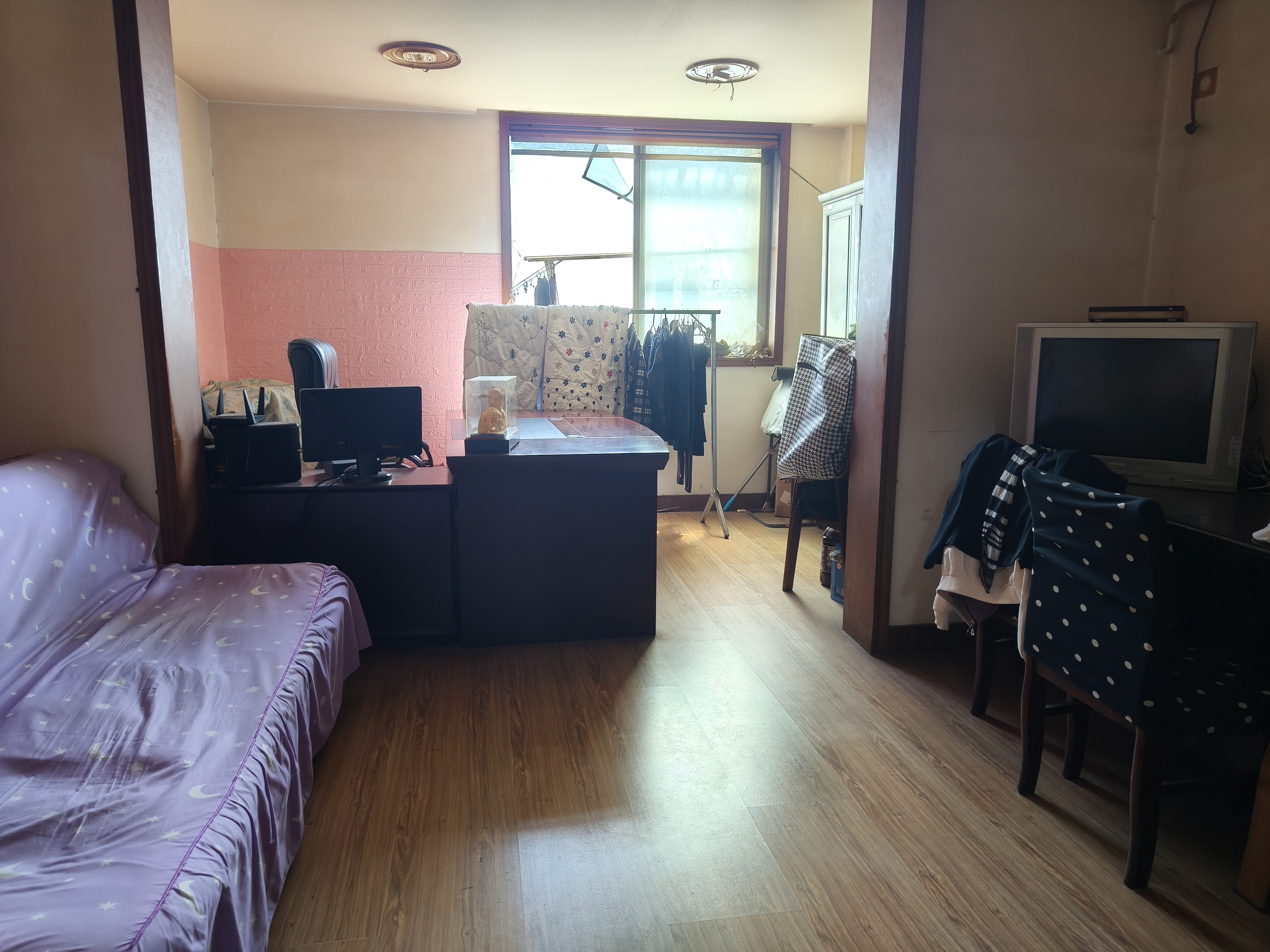 王府大厦 2室2厅1卫 101.2m&sup2;