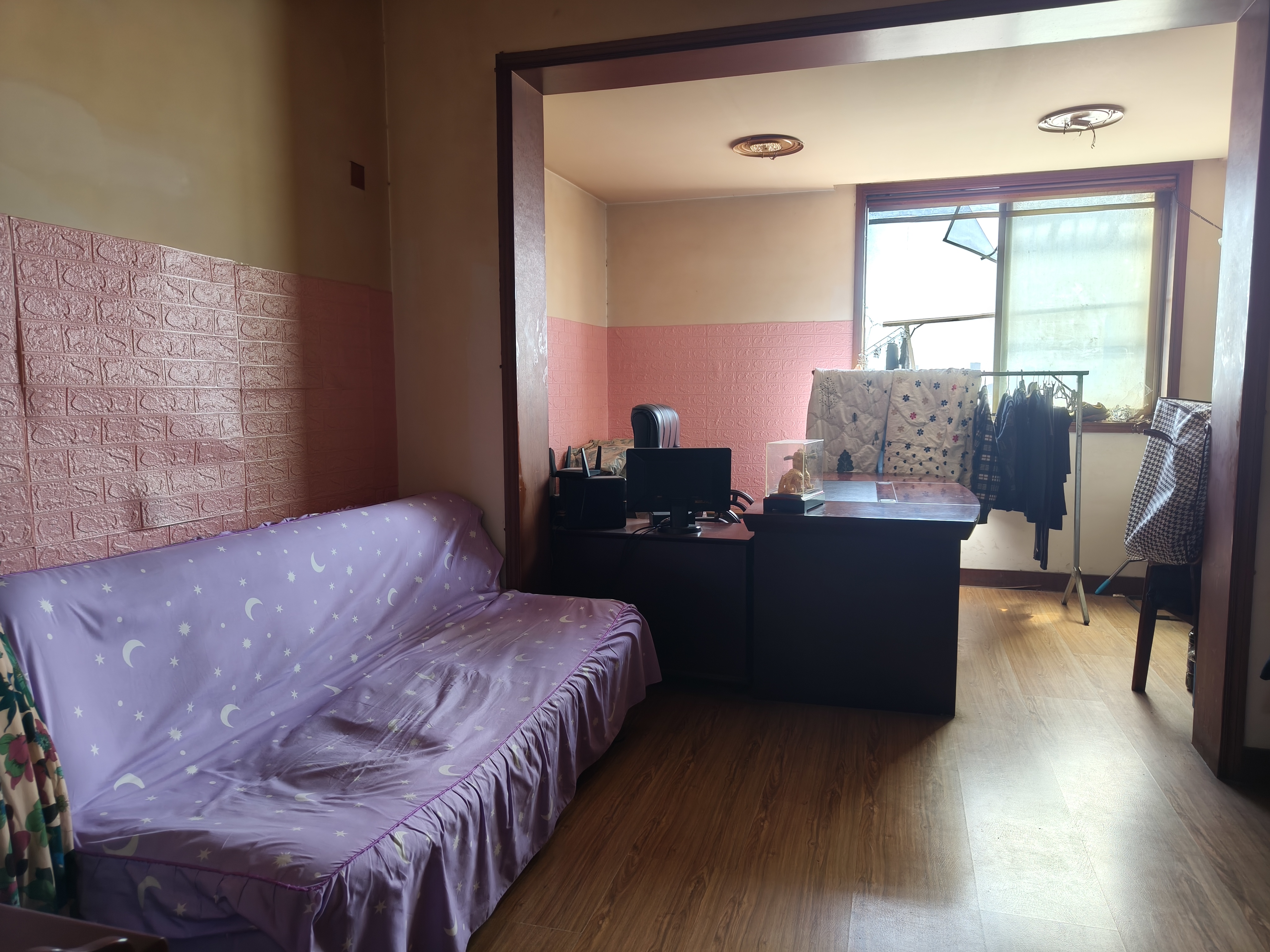 王府大厦 2室2厅1卫 101.2m&sup2;