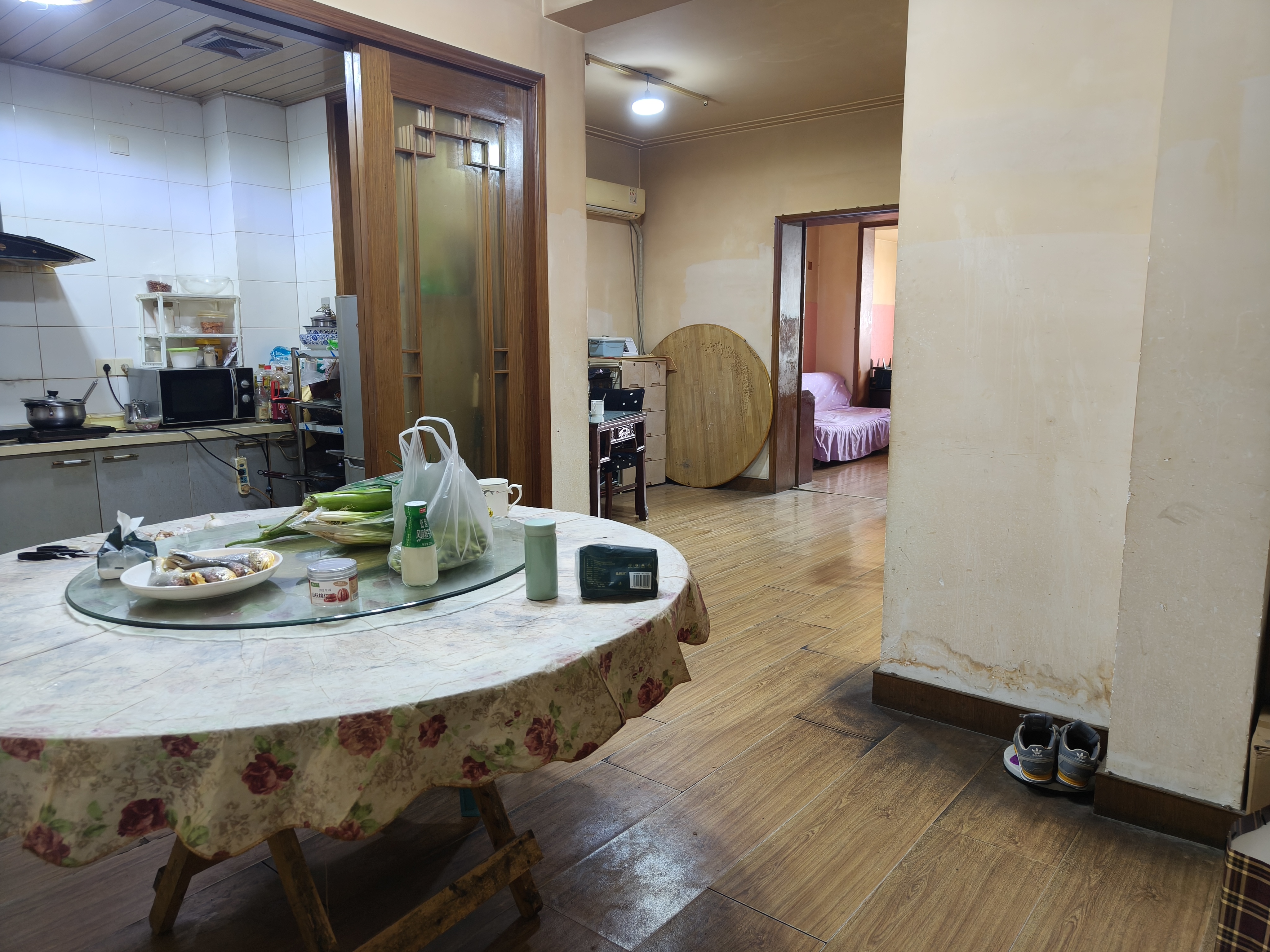 王府大厦 2室2厅1卫 101.2m&sup2;
