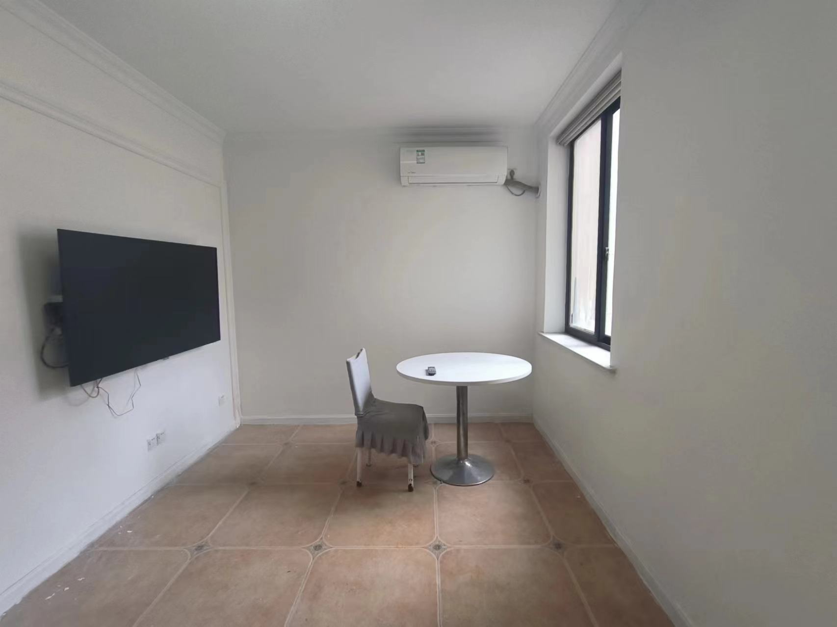 虹桥东村 2室1厅1卫 60m&sup2;