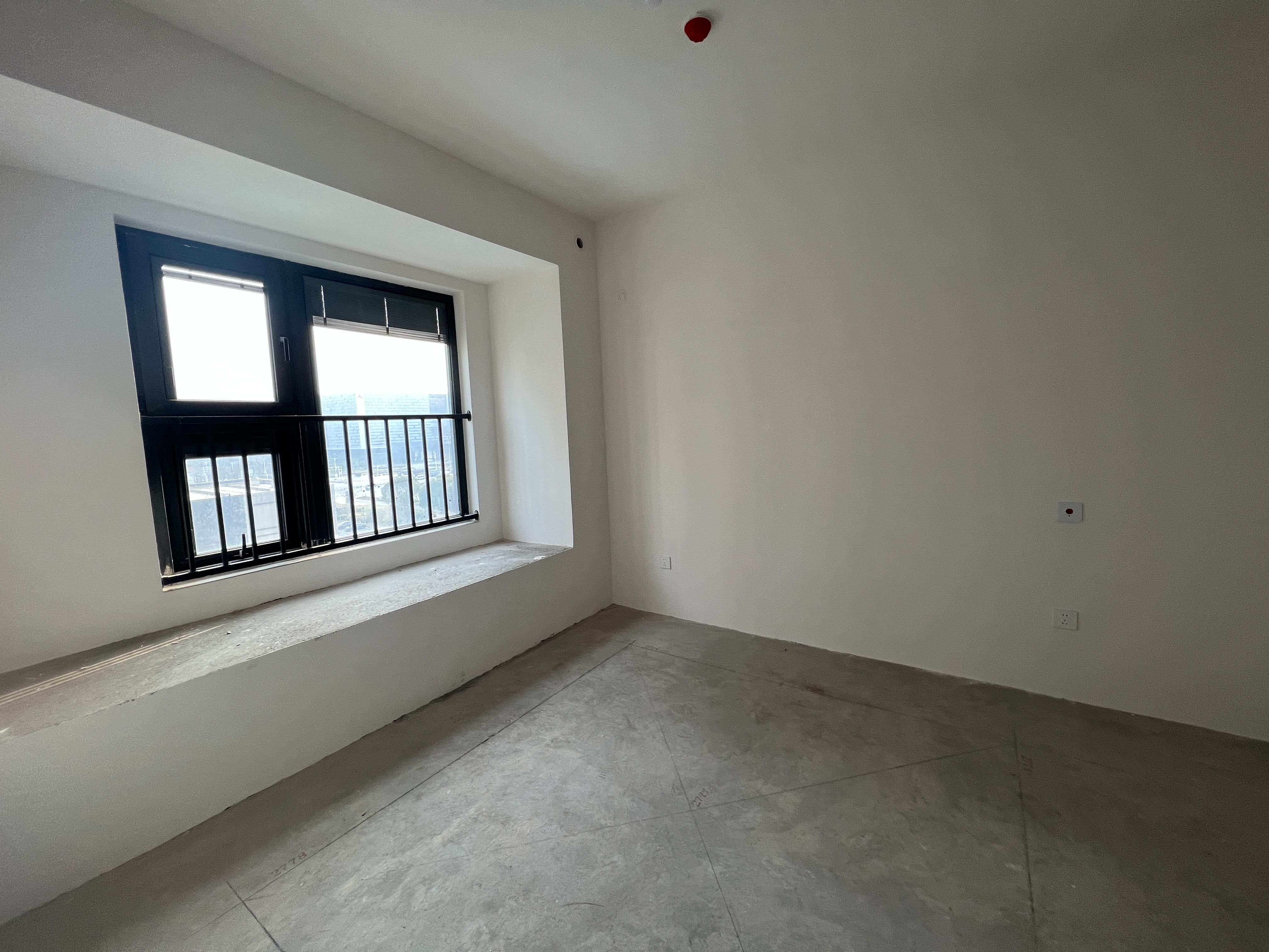东时区 3室2厅1卫 82m&sup2;