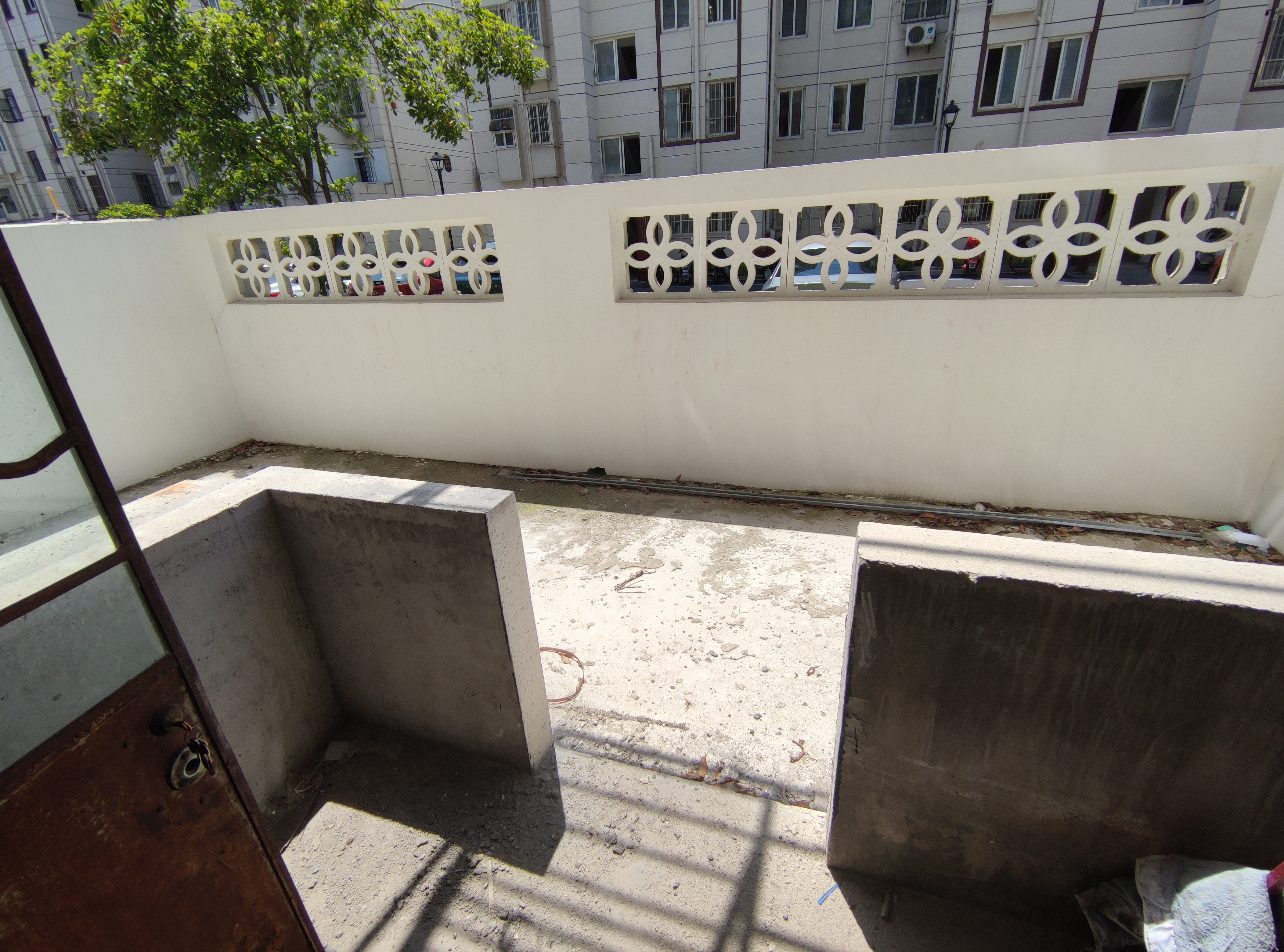 南川园新村 2室1厅1卫 65m&sup2;