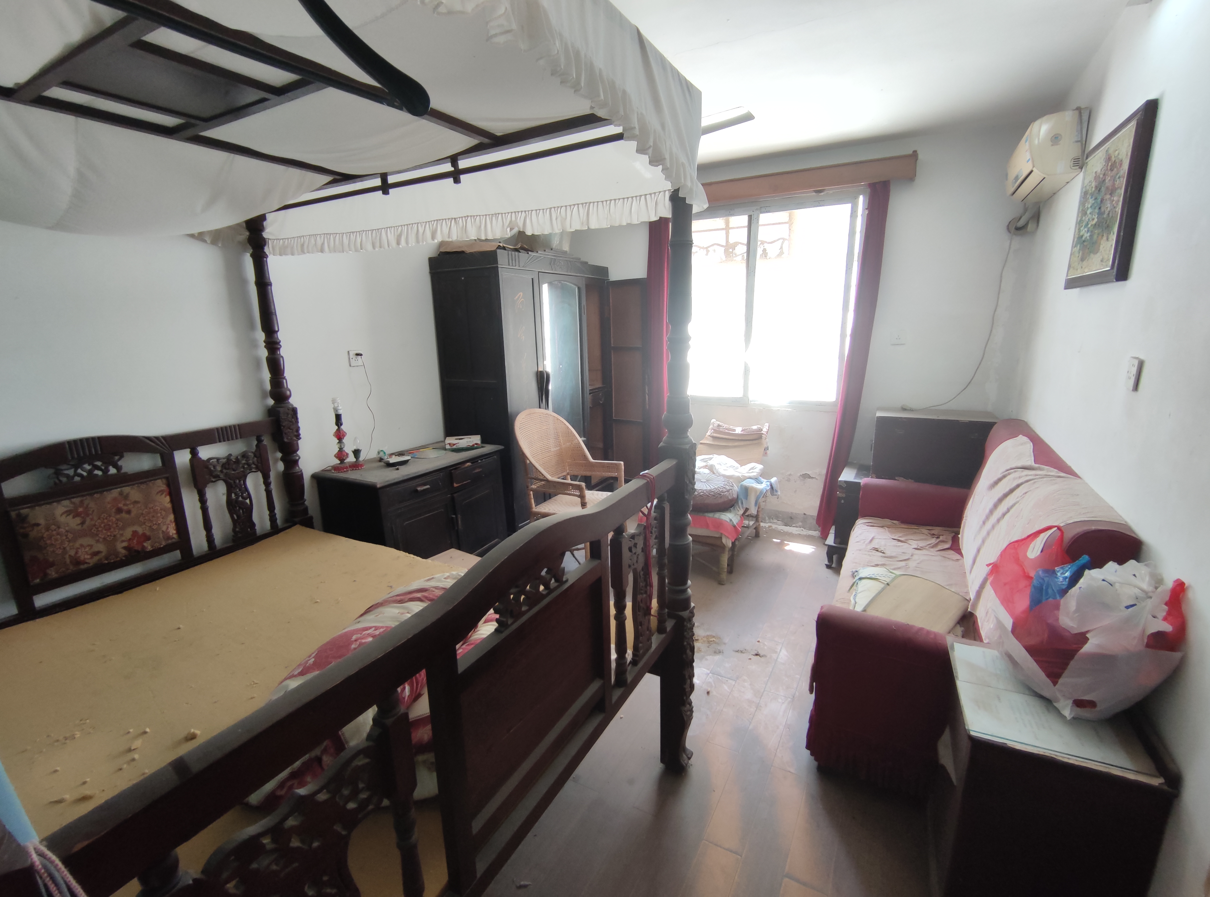 南川园新村 2室1厅1卫 65m&sup2;