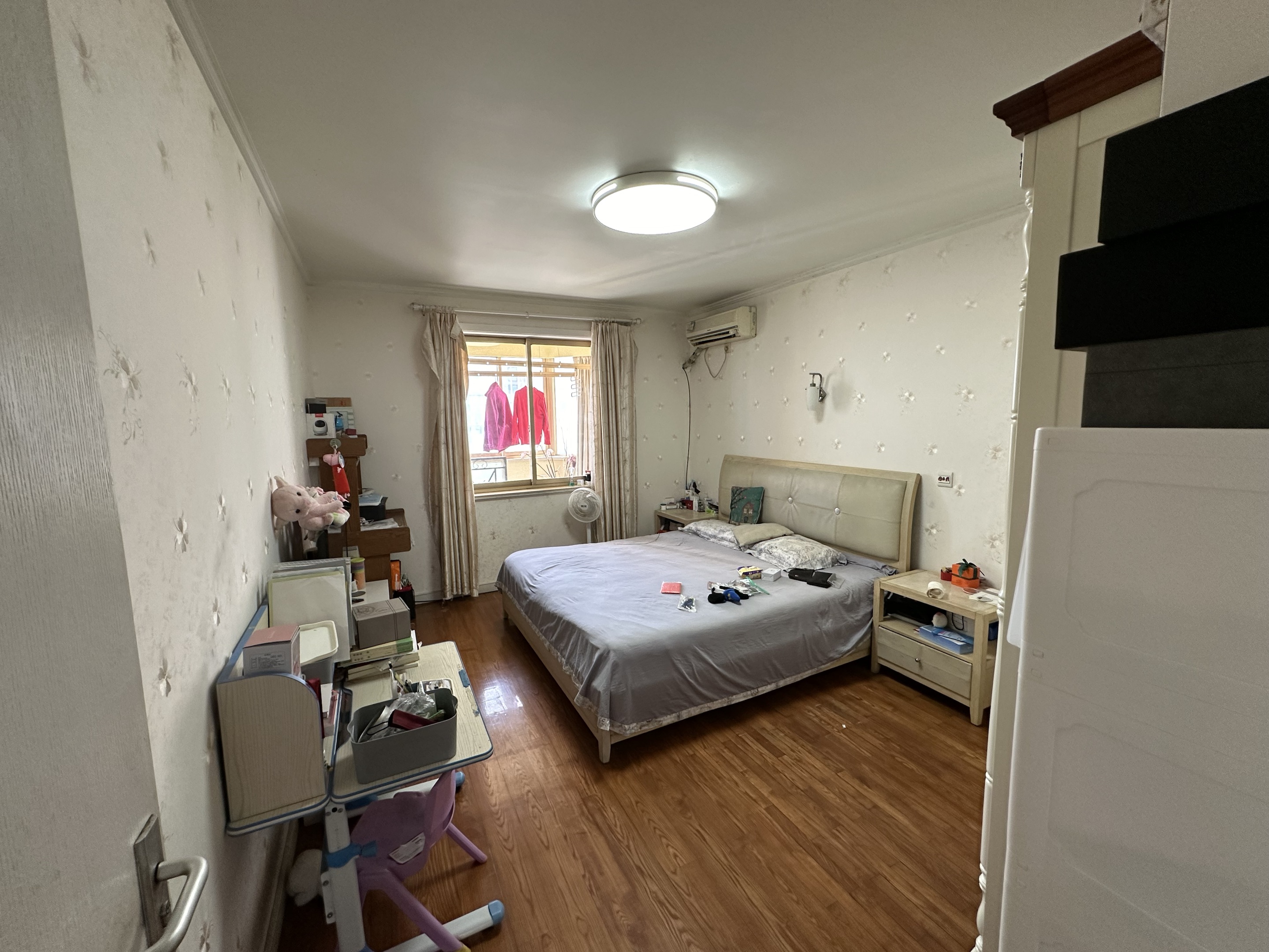 天都花苑 4室2厅2卫 101m&sup2;