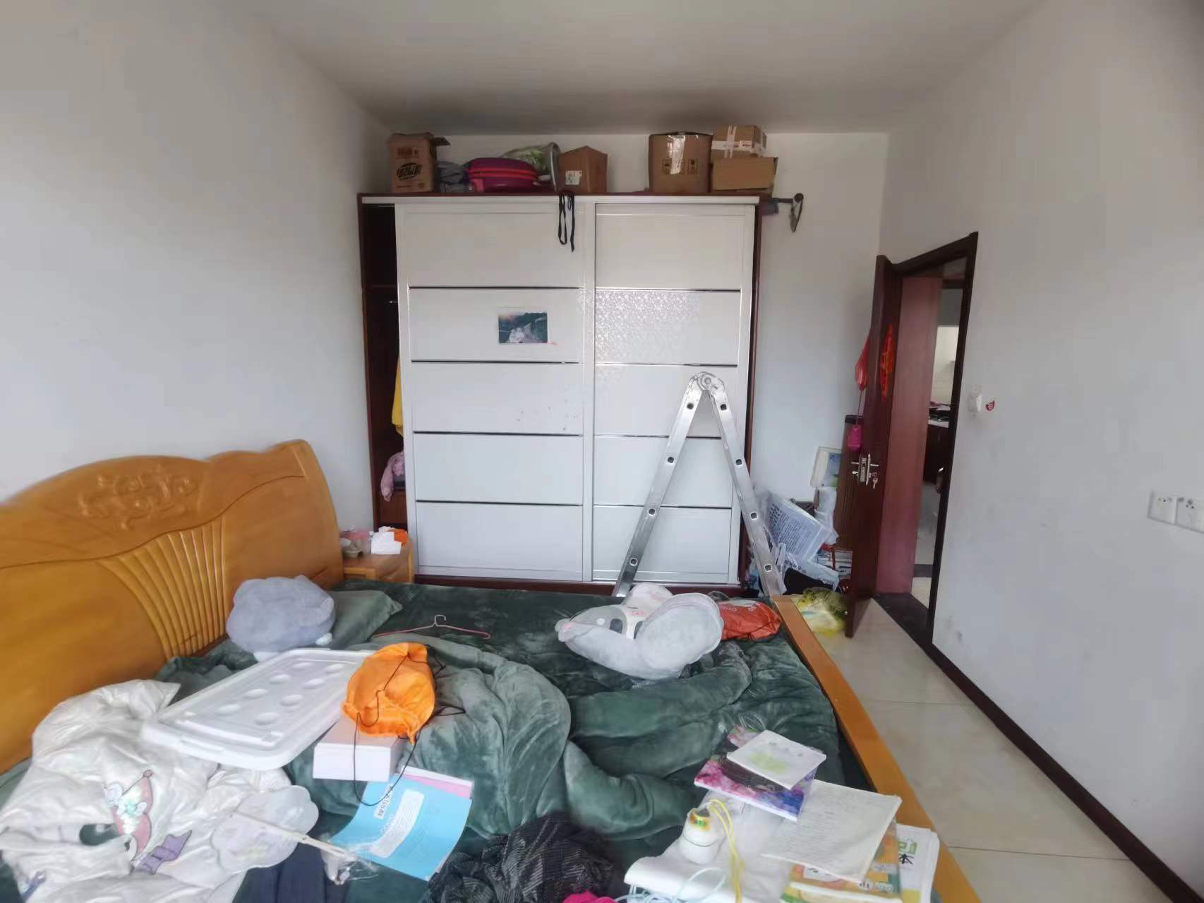 虹桥新村(朝霞路) 2室1厅1卫 64m&sup2;
