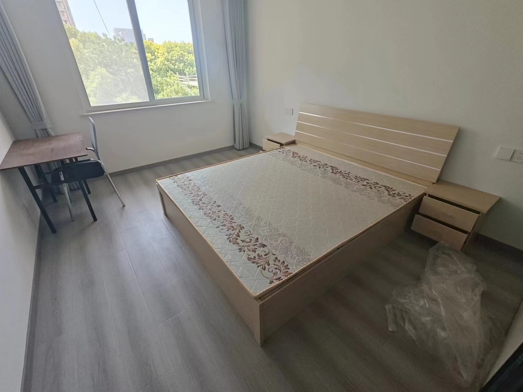 世纪新城 3室2厅1卫 140.00m&sup2;