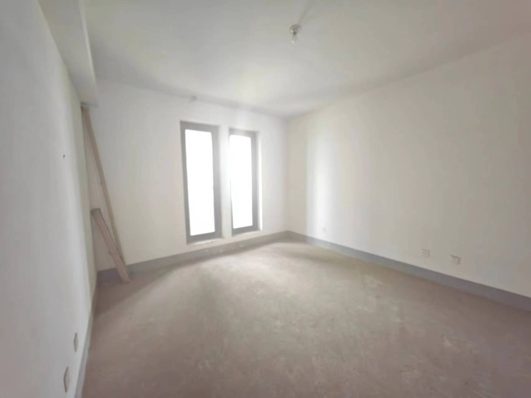 金河名人世家 5室2厅3卫 249.00m&sup2;
