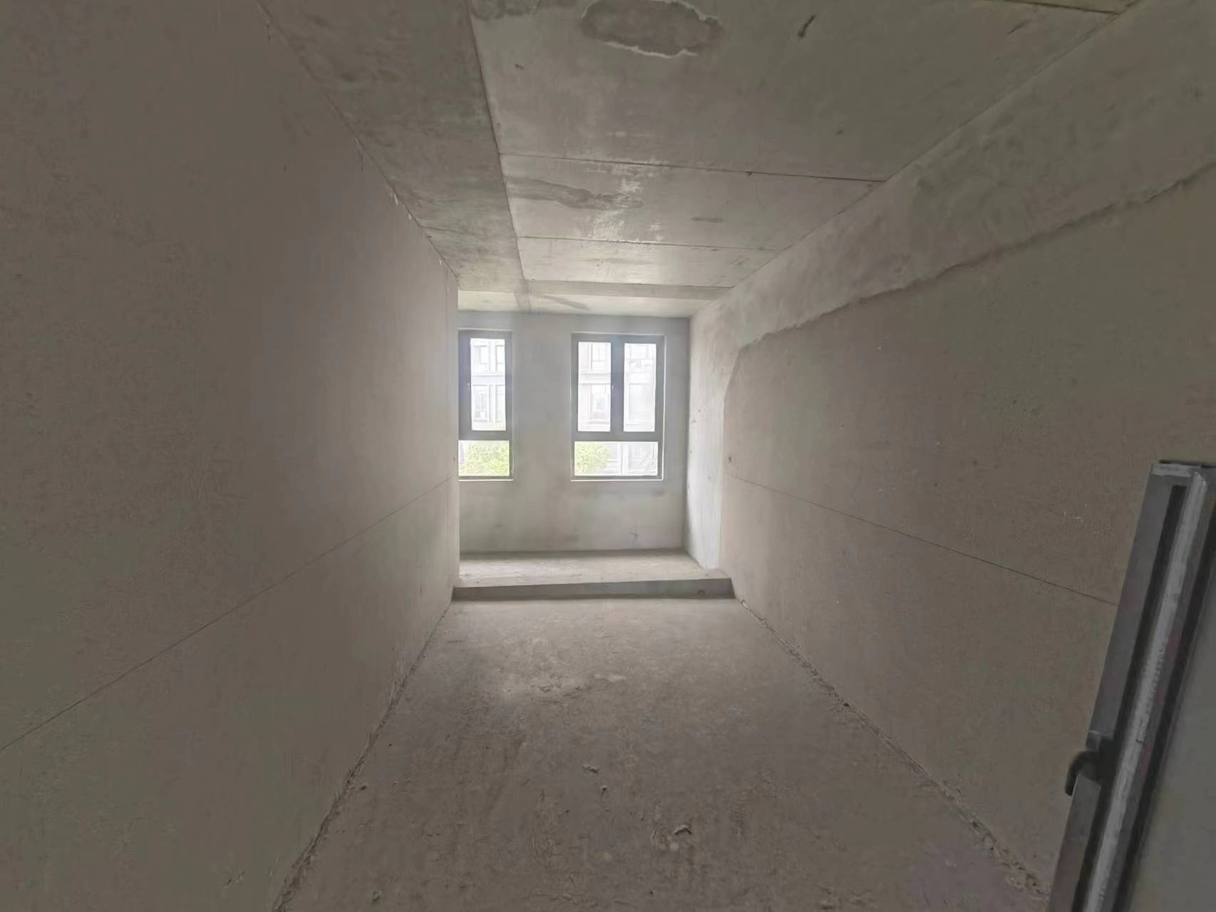 金河名人世家 5室2厅3卫 249.00m&sup2;