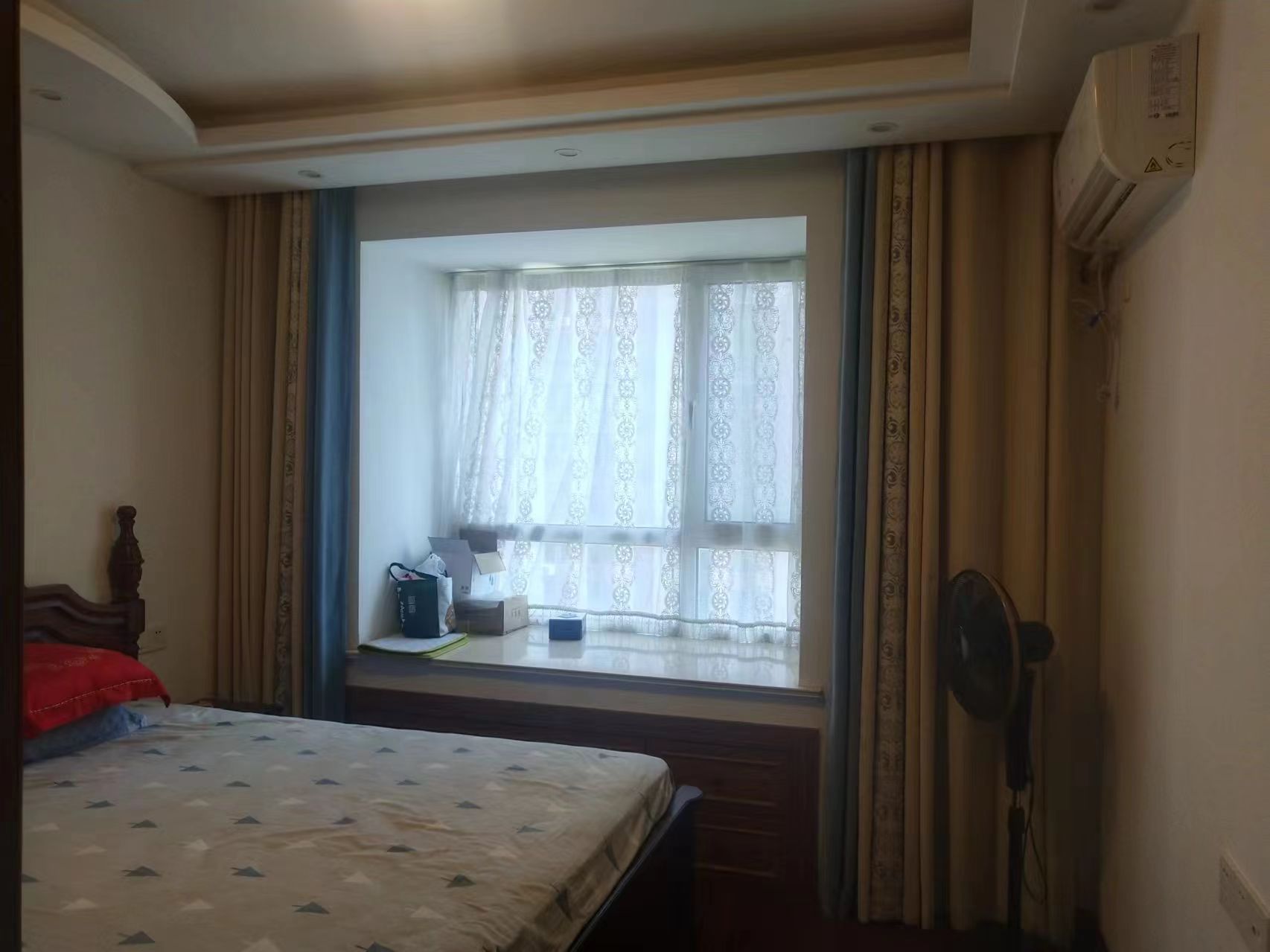 弘阳上城 3室2厅1卫 135m&sup2;