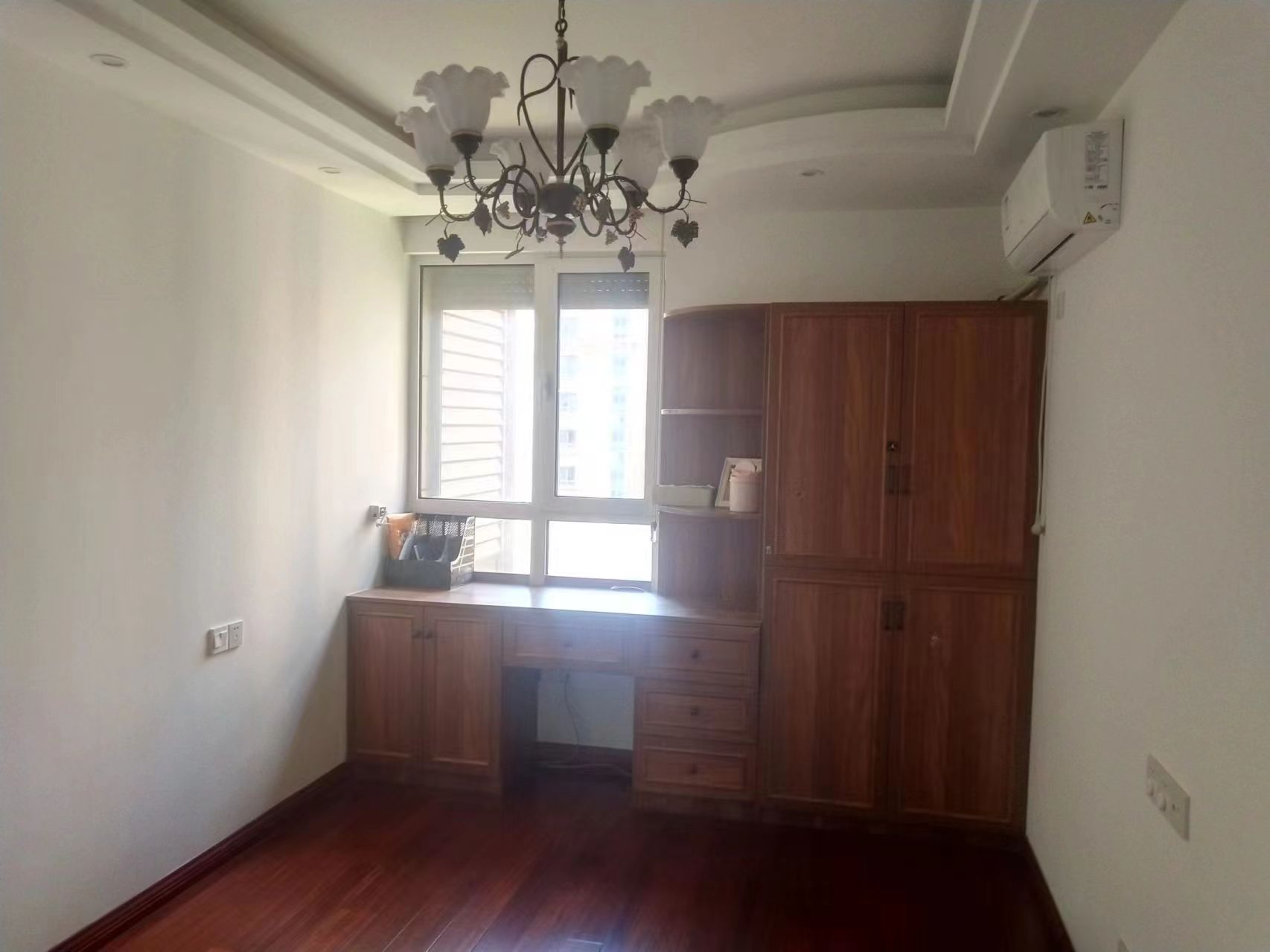 弘阳上城 3室2厅1卫 135m&sup2;
