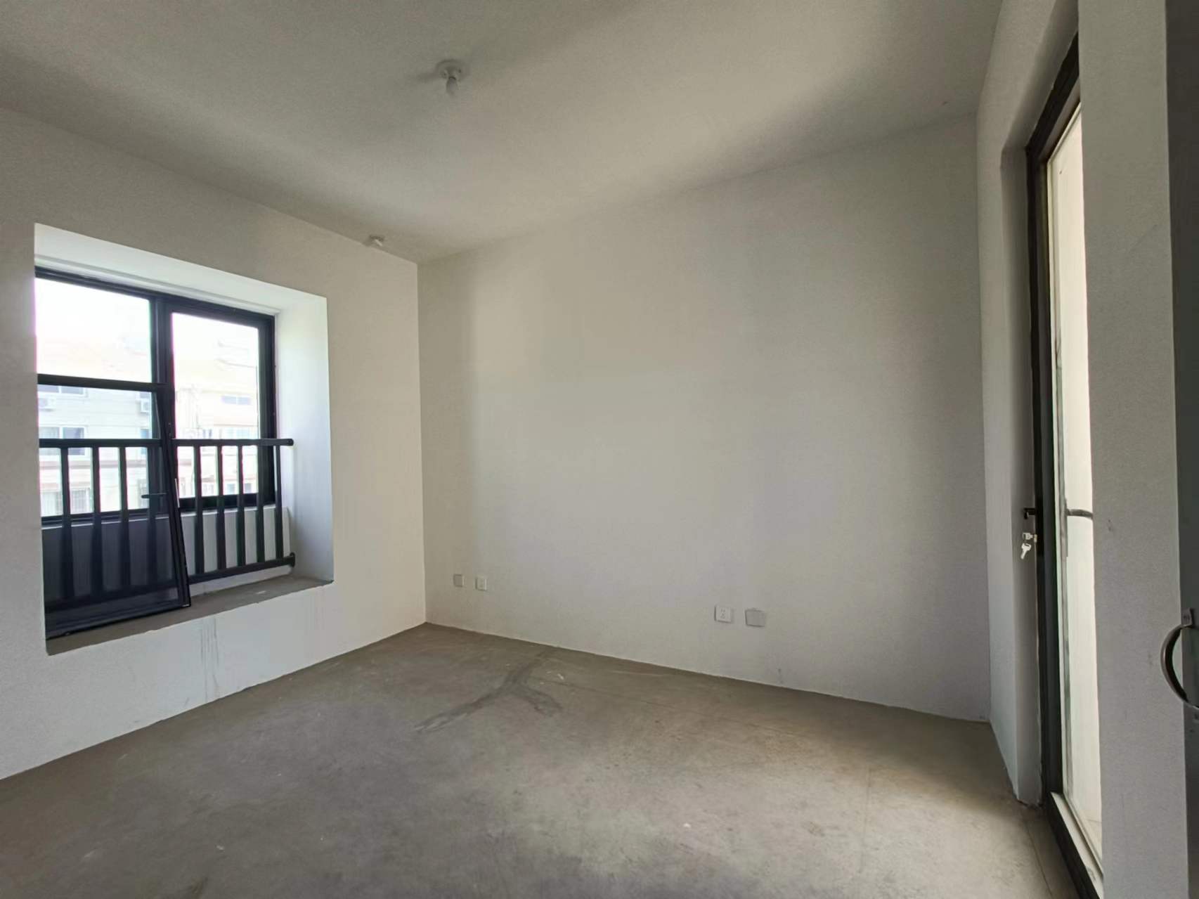 越江新村 2室1厅1卫 90m&sup2;