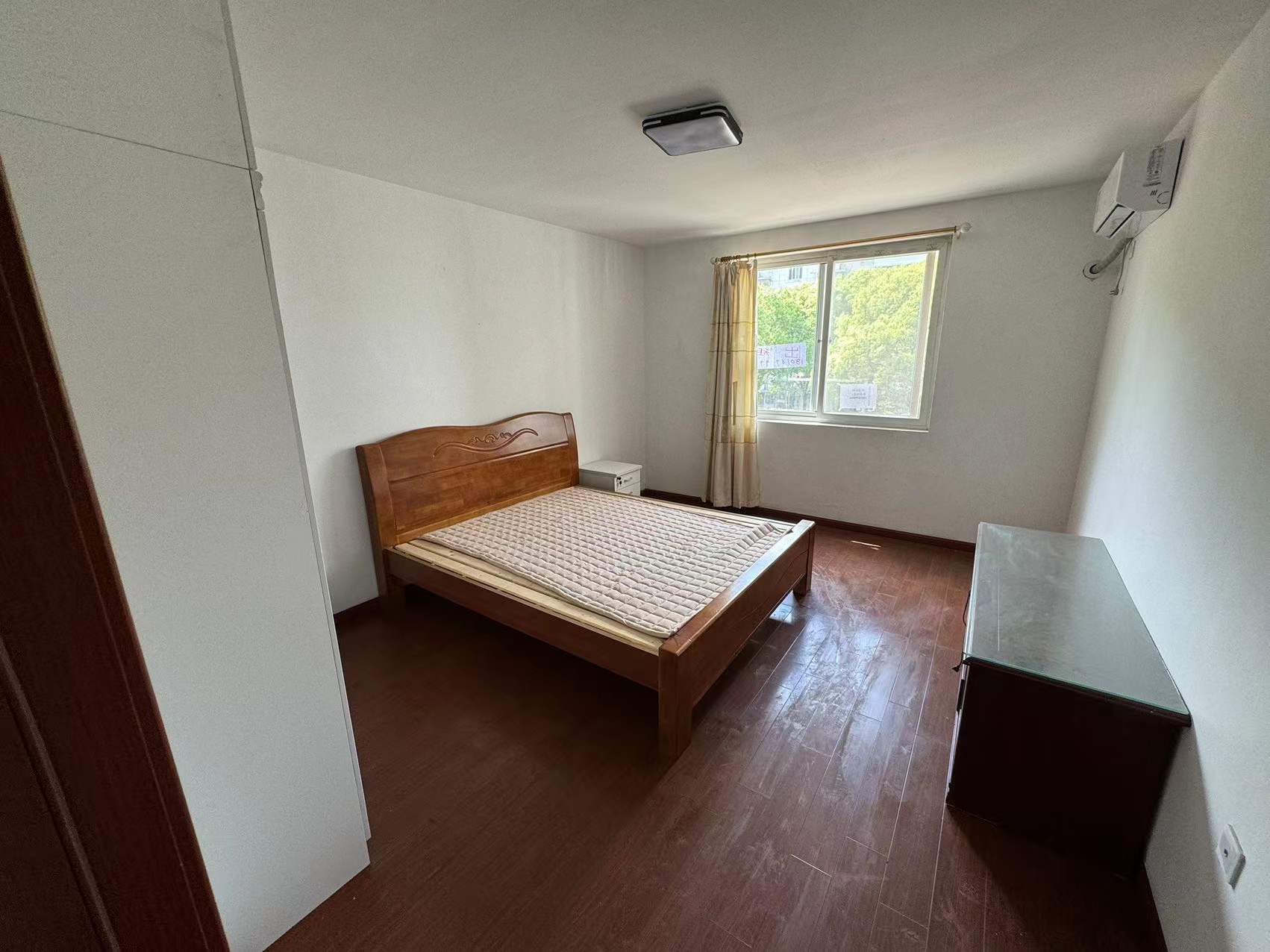 金辉花园 2室2厅1卫 92m&sup2;