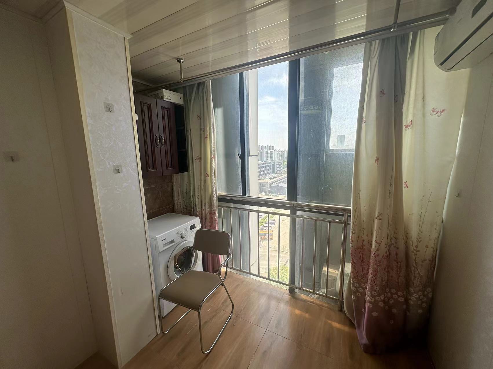 涌鑫八达通广场 1室1厅1卫 50m&sup2;