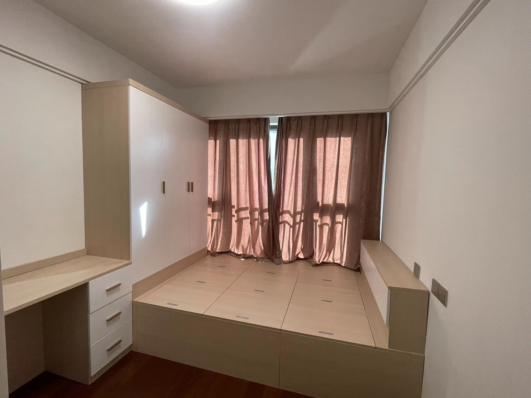 中南漫悦湾 4室2厅2卫 122m&sup2;