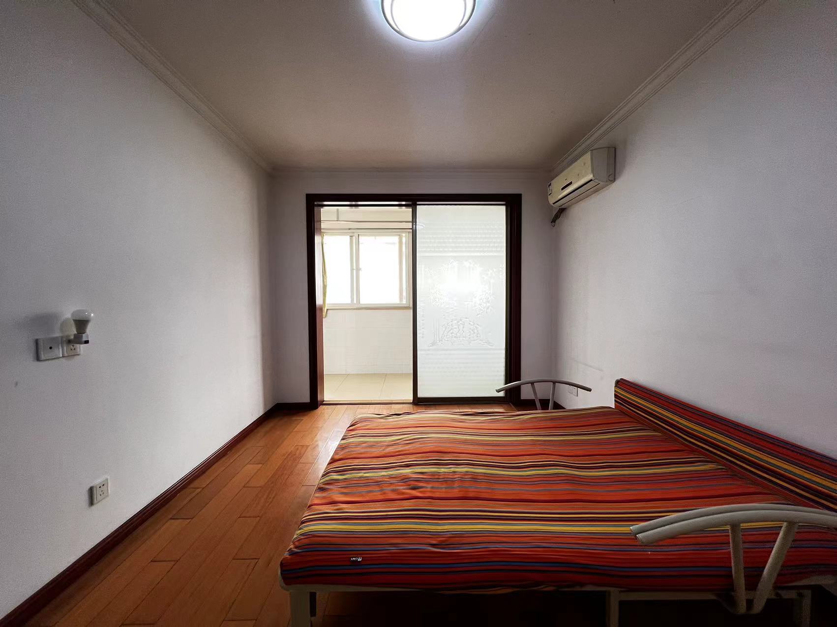 怡园新邸 2室2厅1卫 86.00m&sup2;