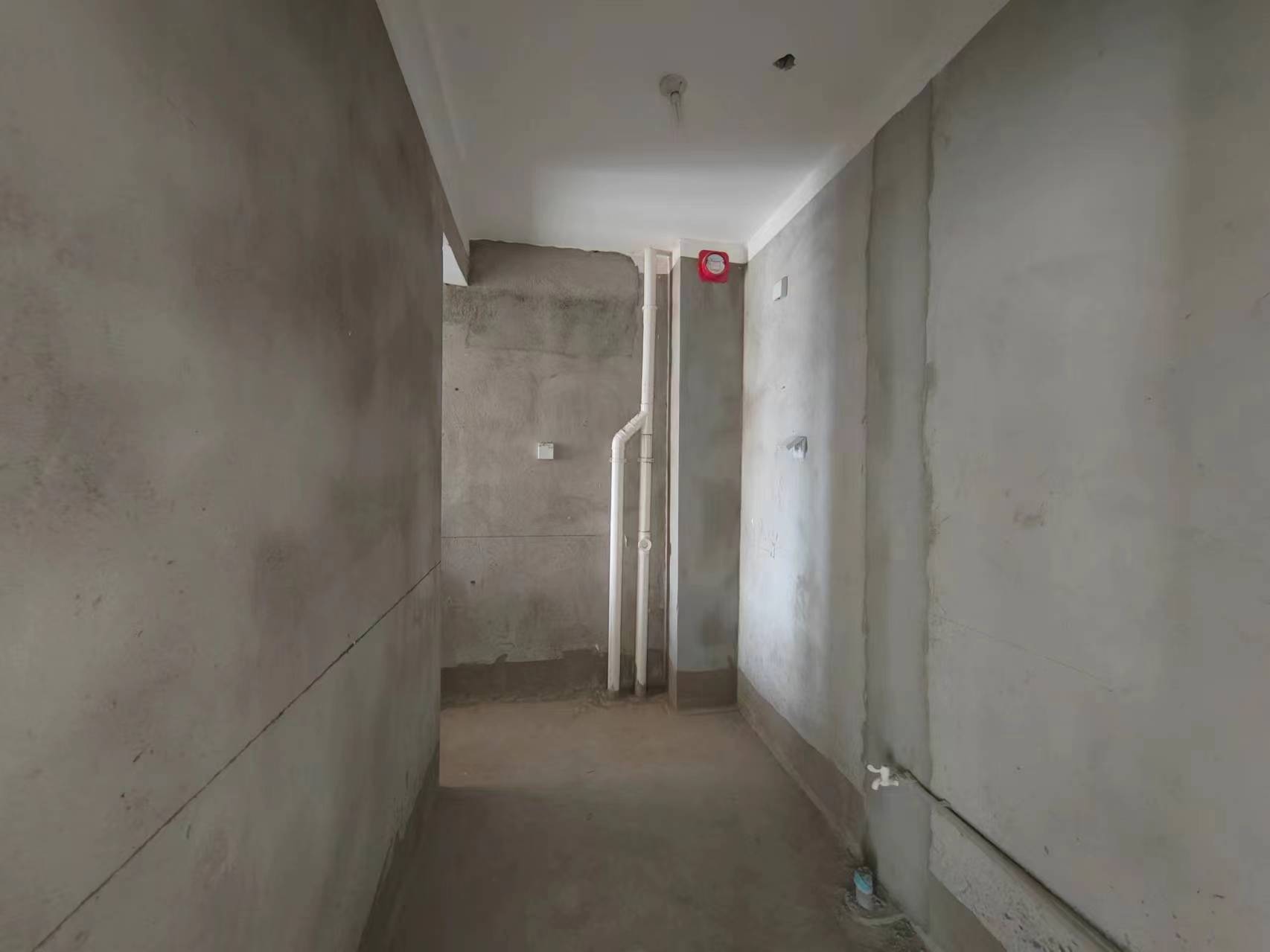 天霞苑 2室2厅2卫 156.00m²