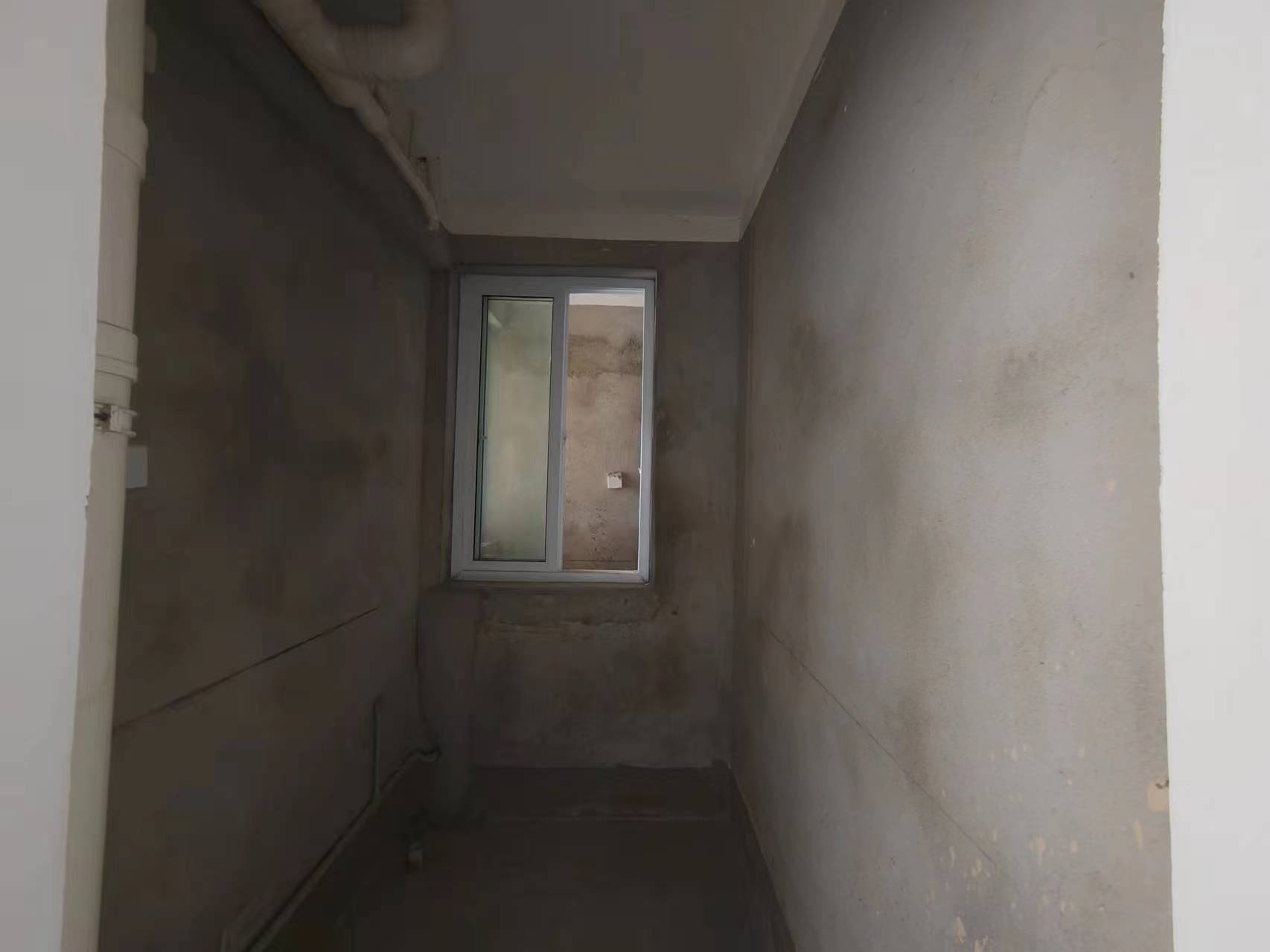 天霞苑 2室2厅2卫 156.00m²