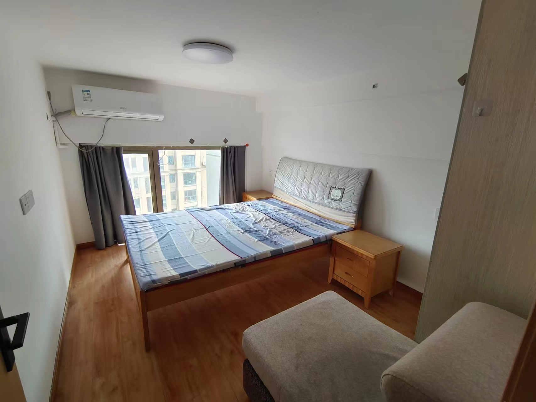 中港银座 2室2厅2卫 67.86m&sup2;