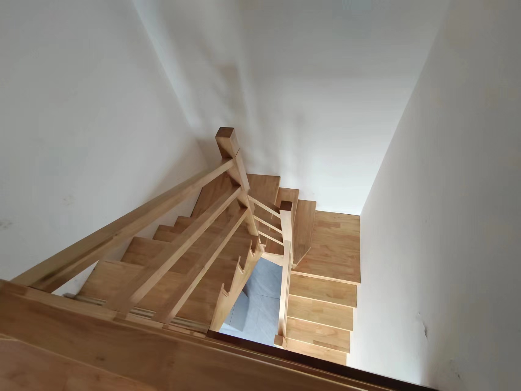 中港银座 2室2厅2卫 67.86m&sup2;