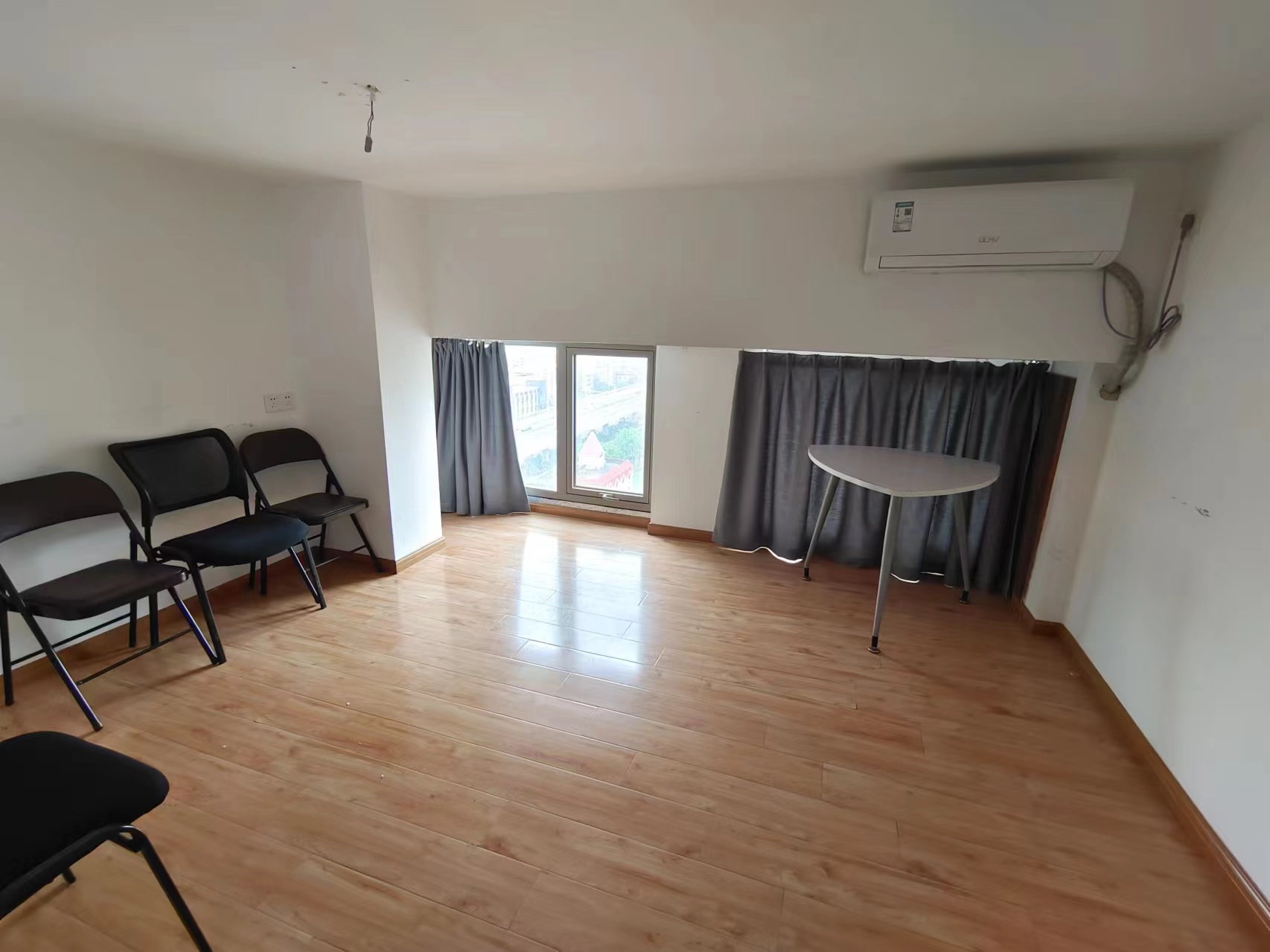 中港银座 2室2厅2卫 67.86m&sup2;