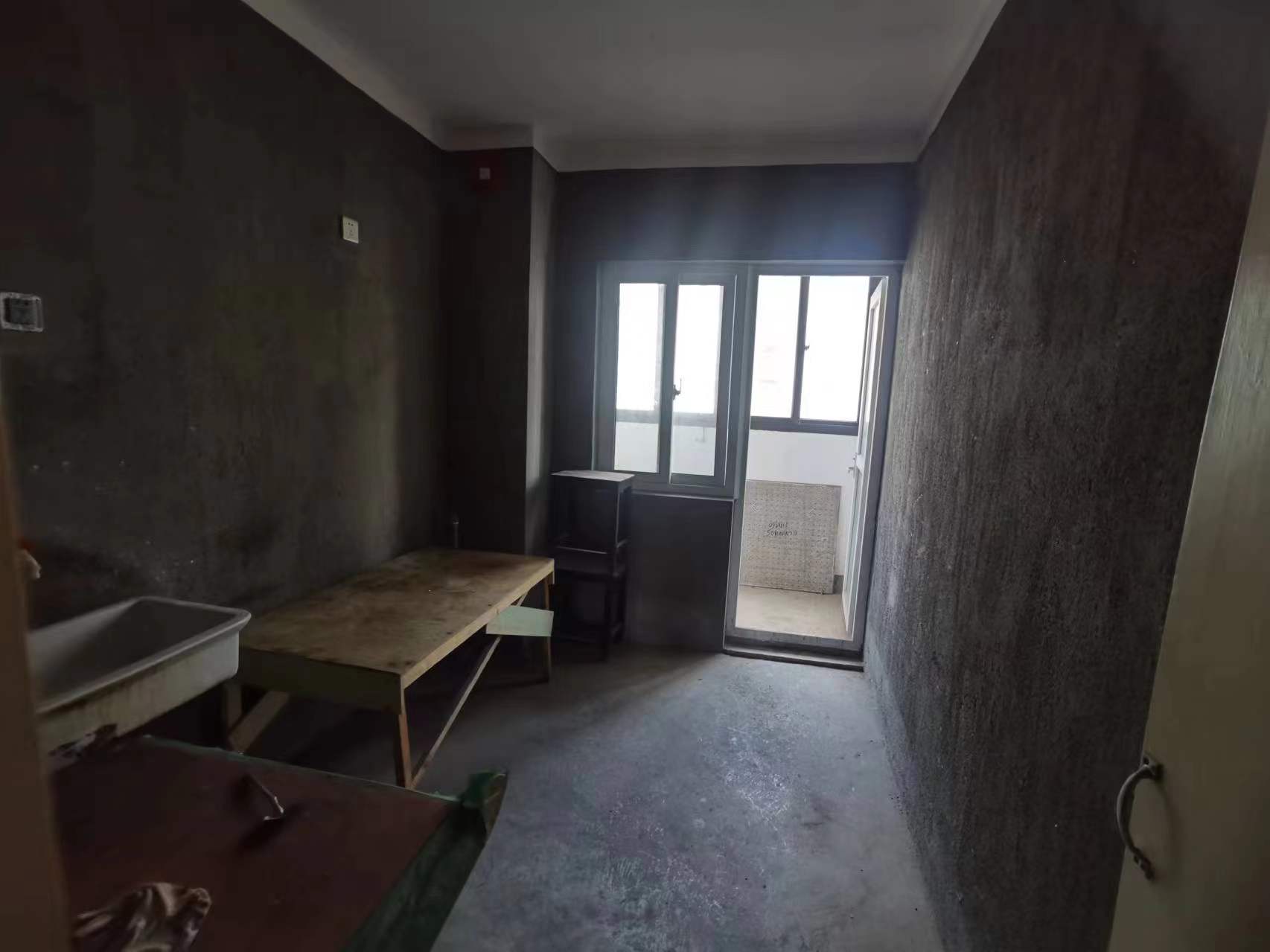 江景苑小区 4室2厅1卫 135.00m&sup2;