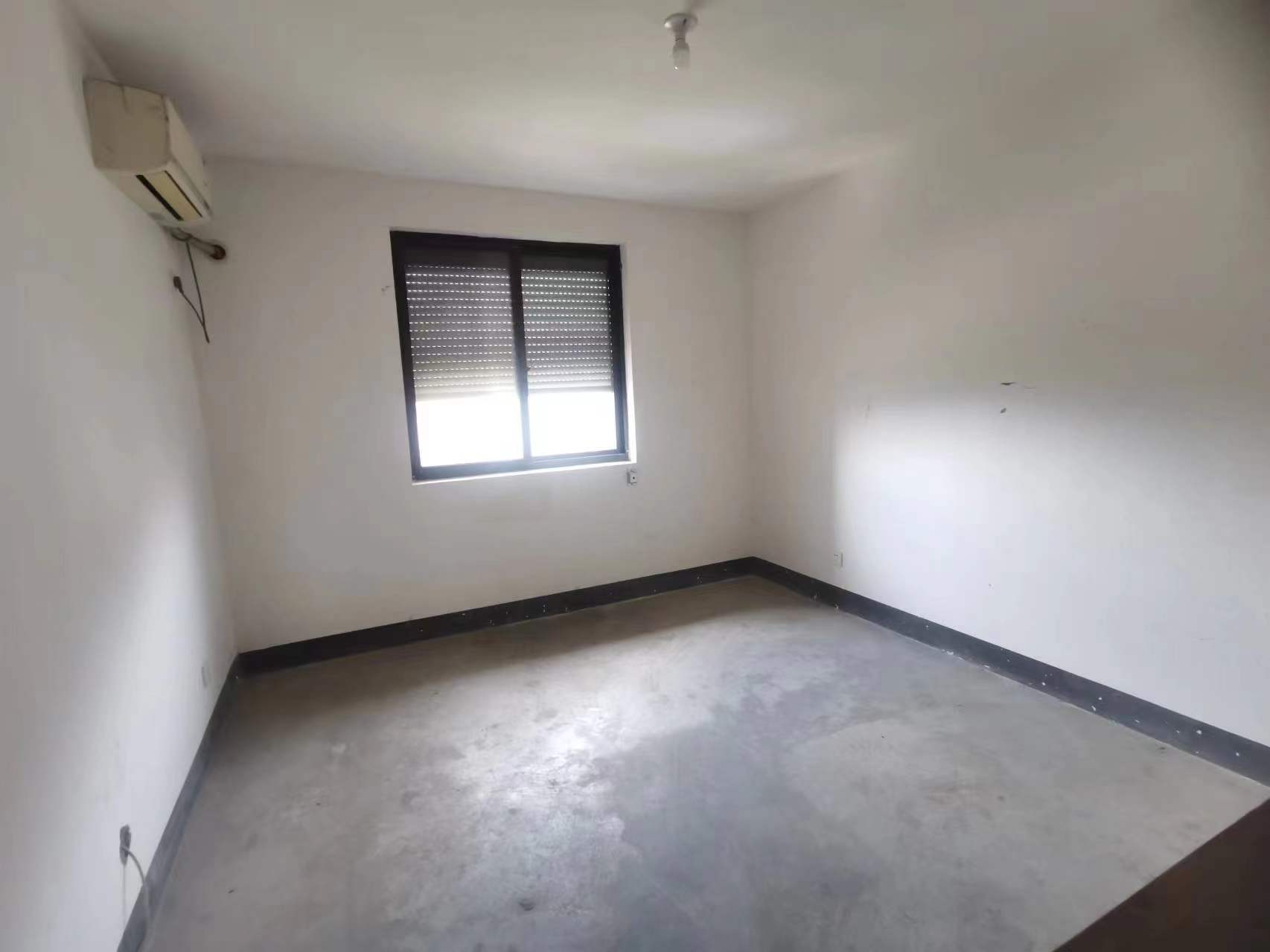 江景苑小区 4室2厅1卫 135.00m&sup2;