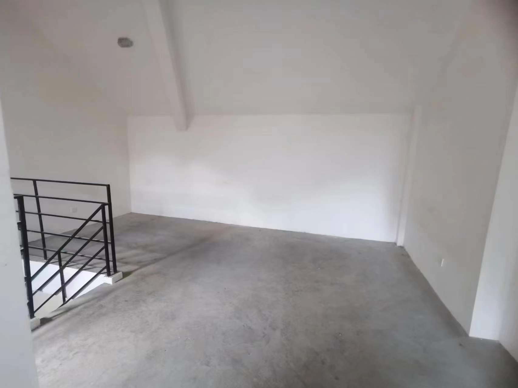 江景苑小区 4室2厅1卫 135.00m&sup2;