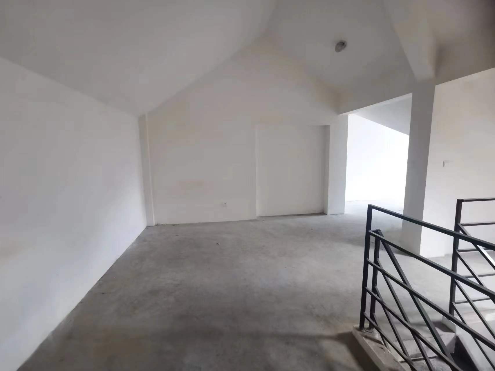江景苑小区 4室2厅1卫 135.00m&sup2;