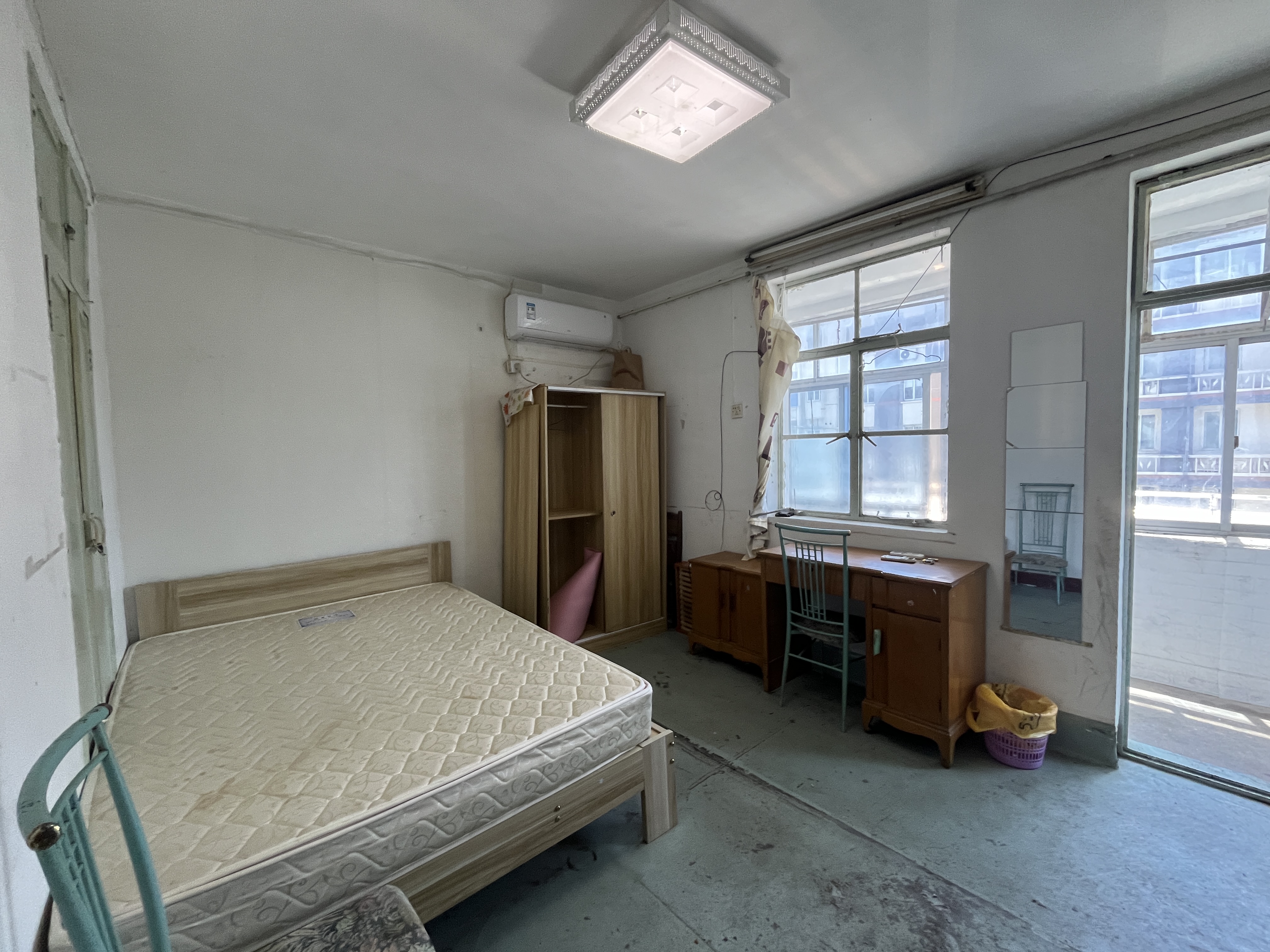 易家桥新村 2室1厅1卫 59.8m&sup2;