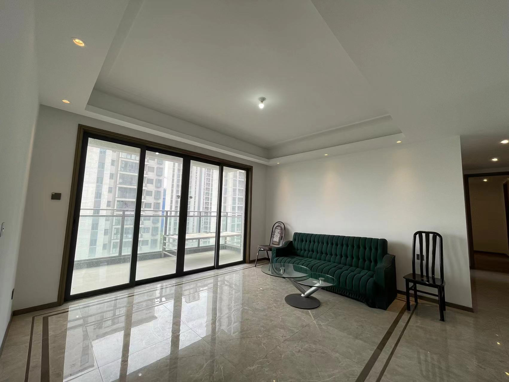 都会沁园 4室2厅2卫 151.00m&sup2;