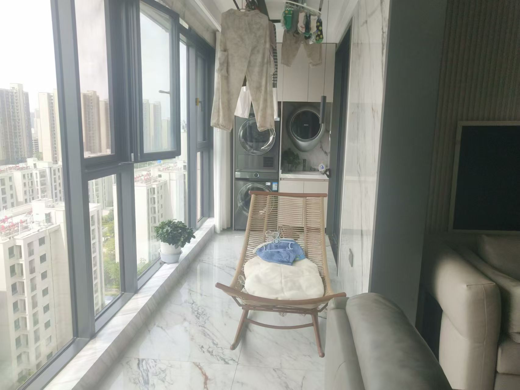 中海翠湖溪岸 4室2厅2卫 143m&sup2;