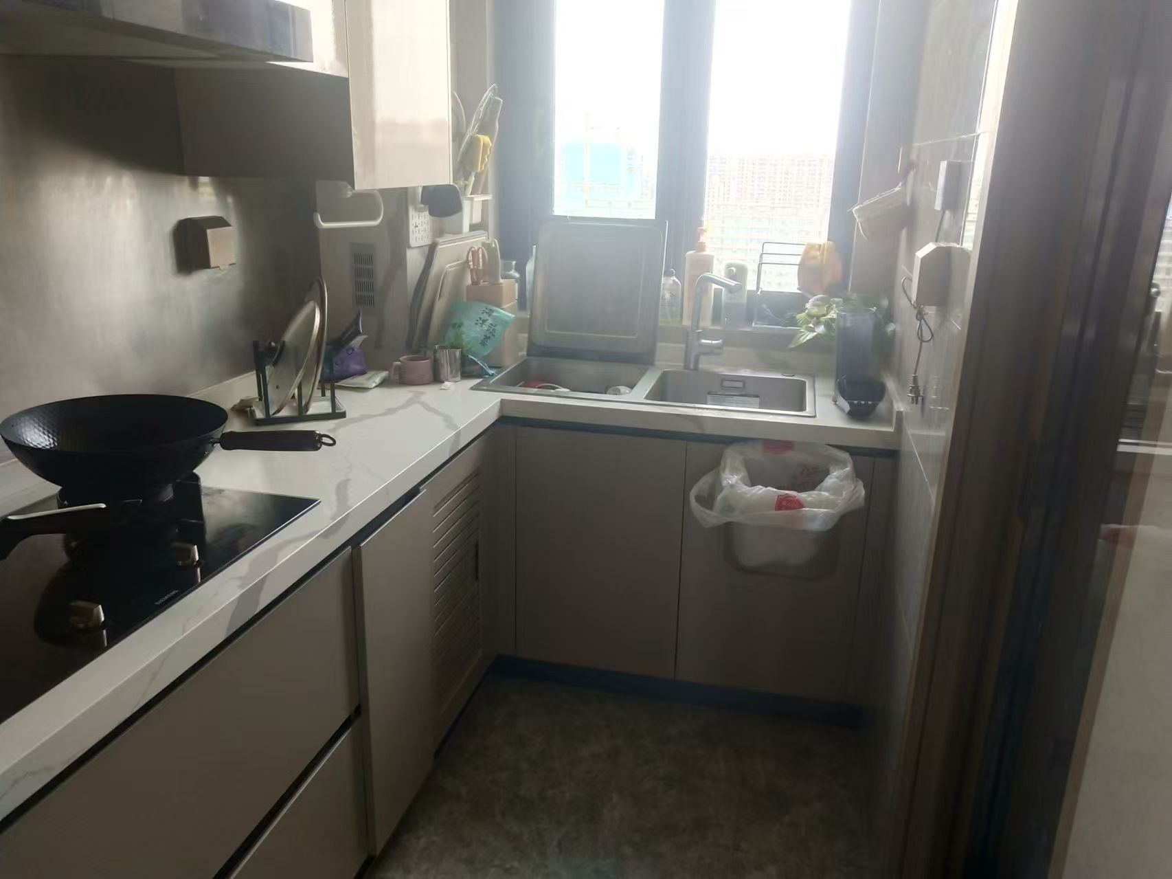 中海翠湖溪岸 4室2厅2卫 143m&sup2;