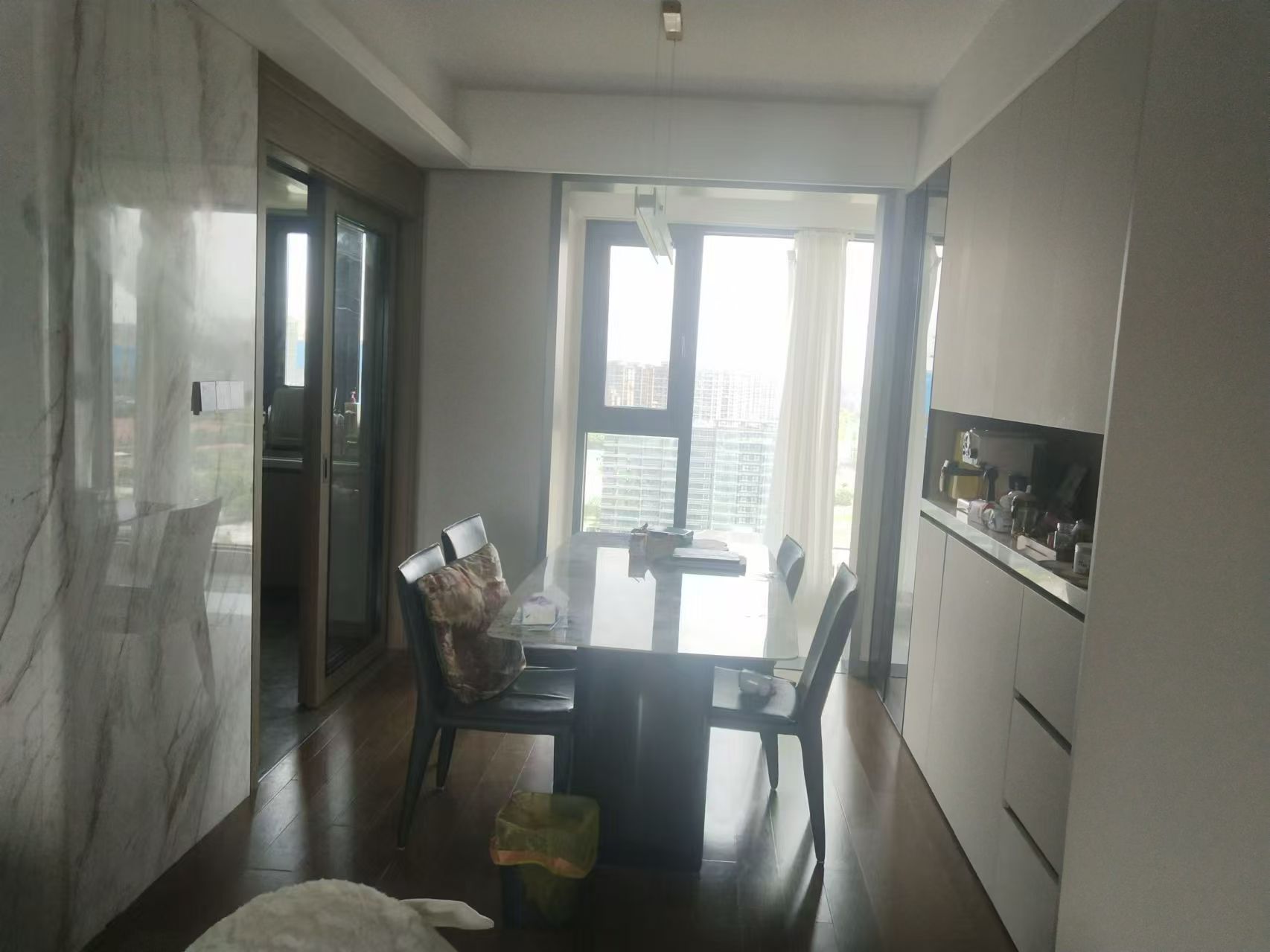 中海翠湖溪岸 4室2厅2卫 143m²