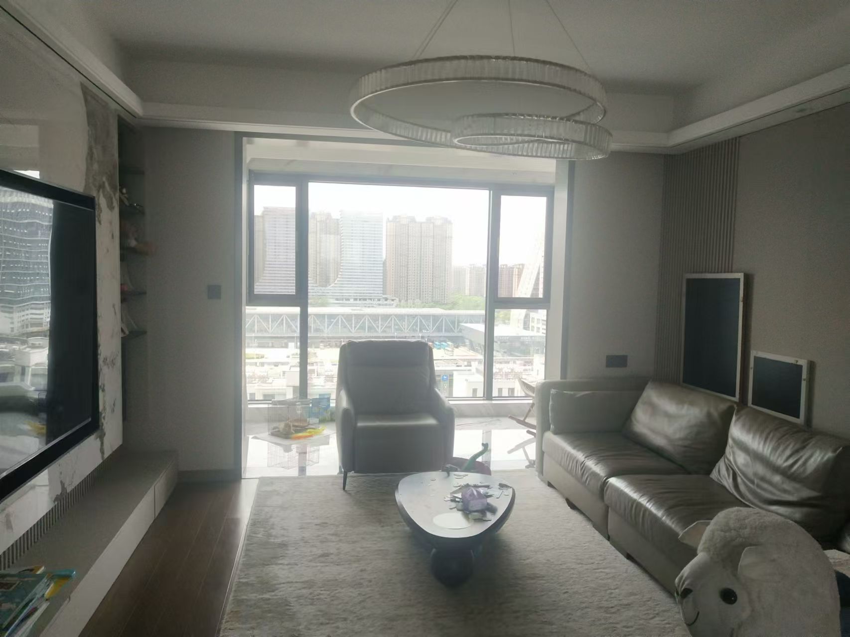 中海翠湖溪岸 4室2厅2卫 143m&sup2;