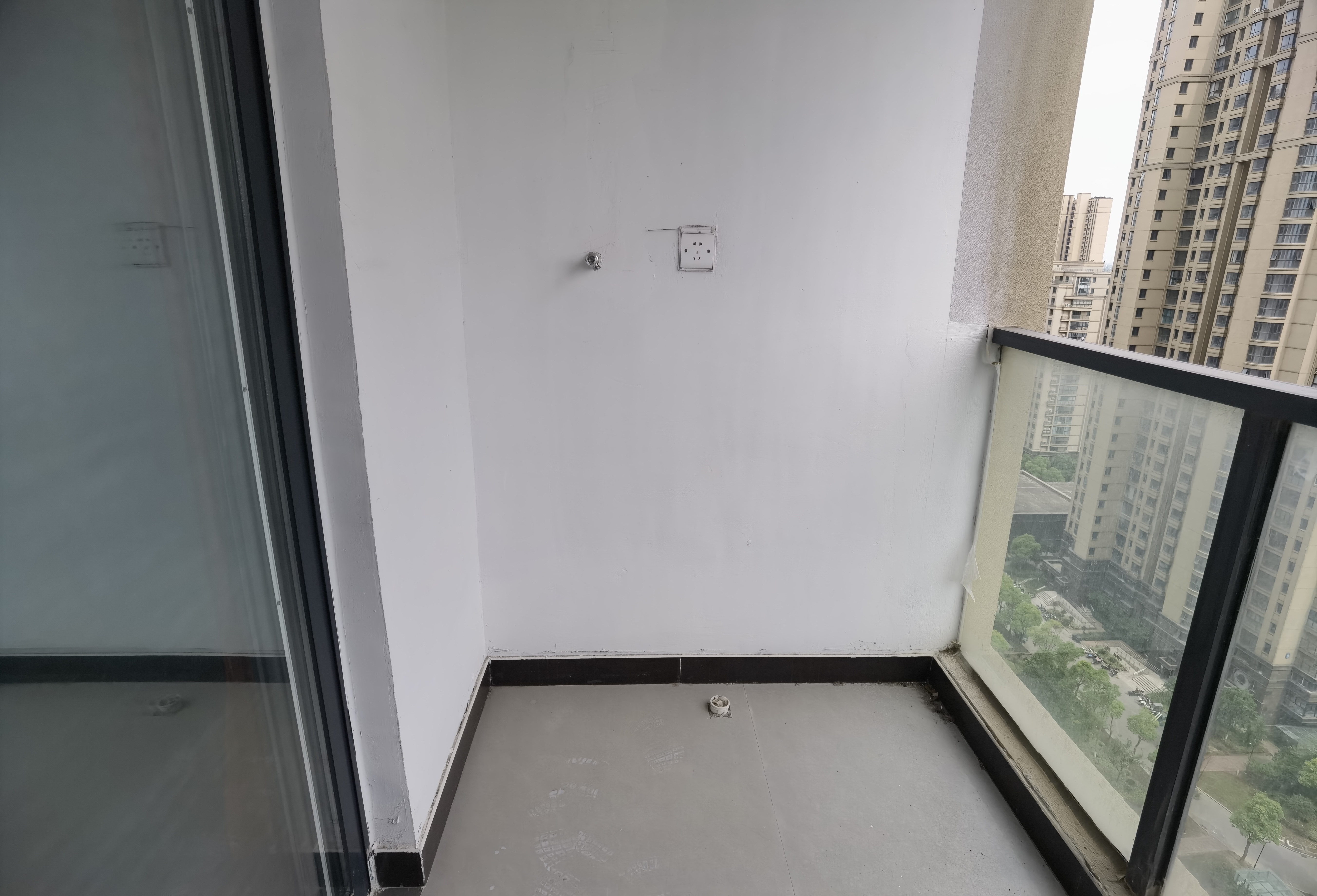 富都豪园 3室2厅2卫 120m&sup2;