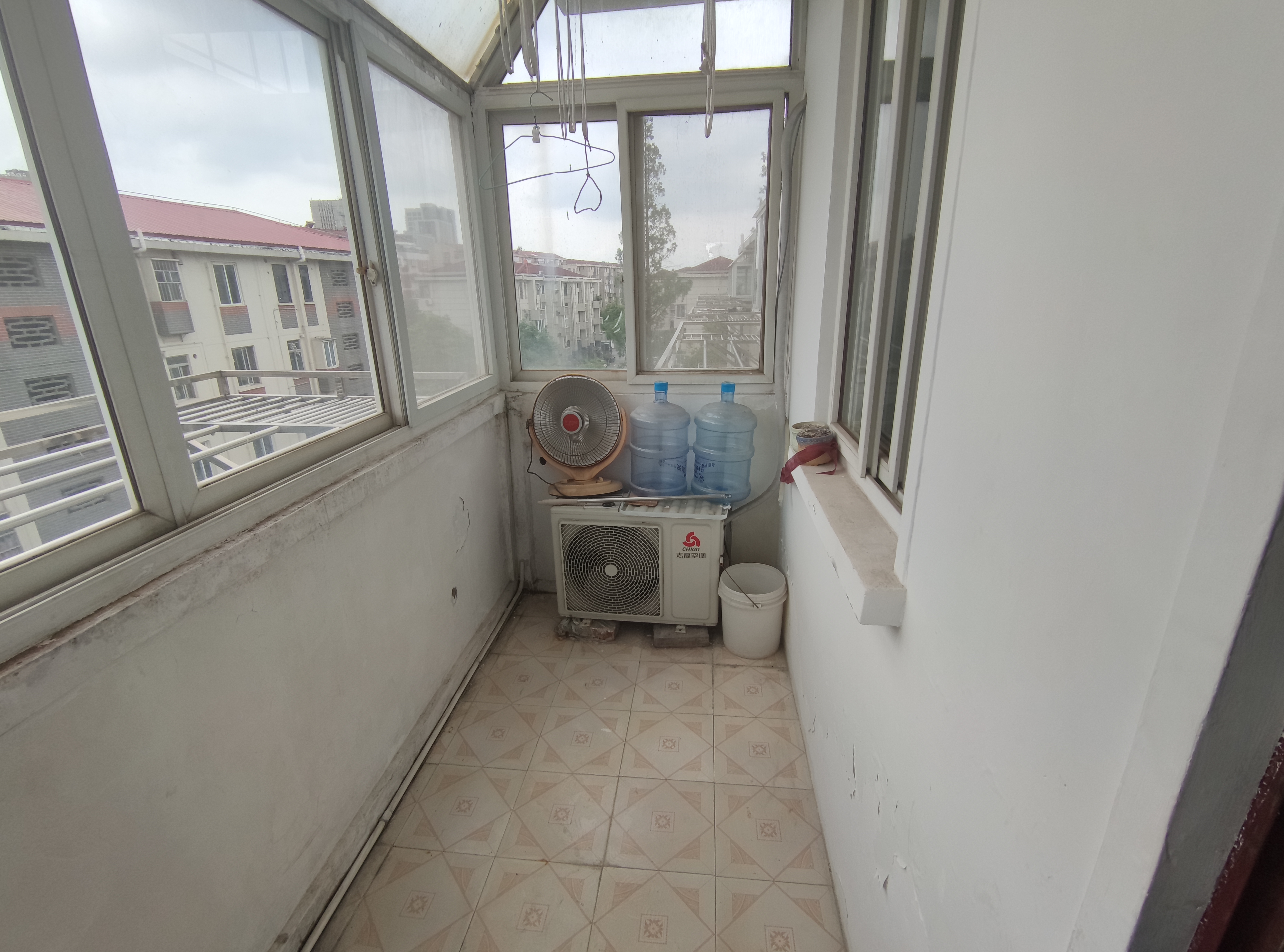 易家桥新村 2室1厅1卫 57.95m&sup2;