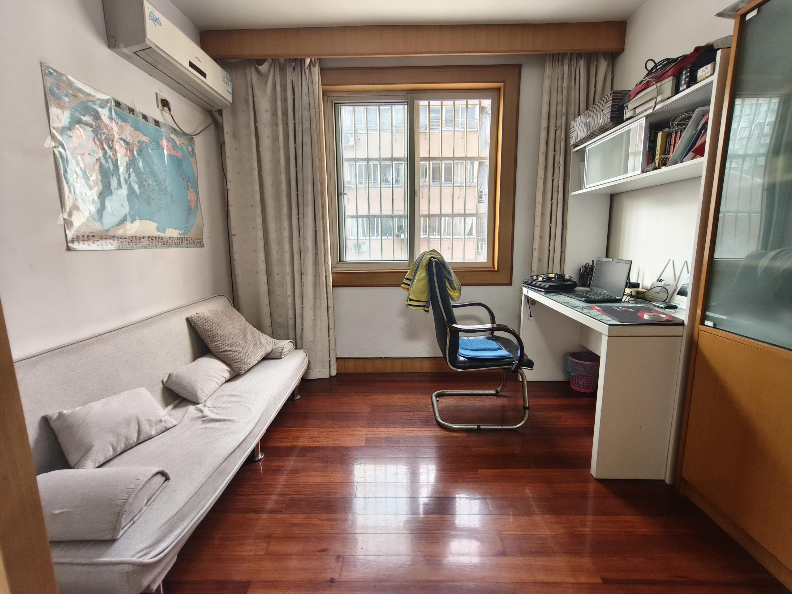 板桥东村 3室1厅1卫 100m&sup2;