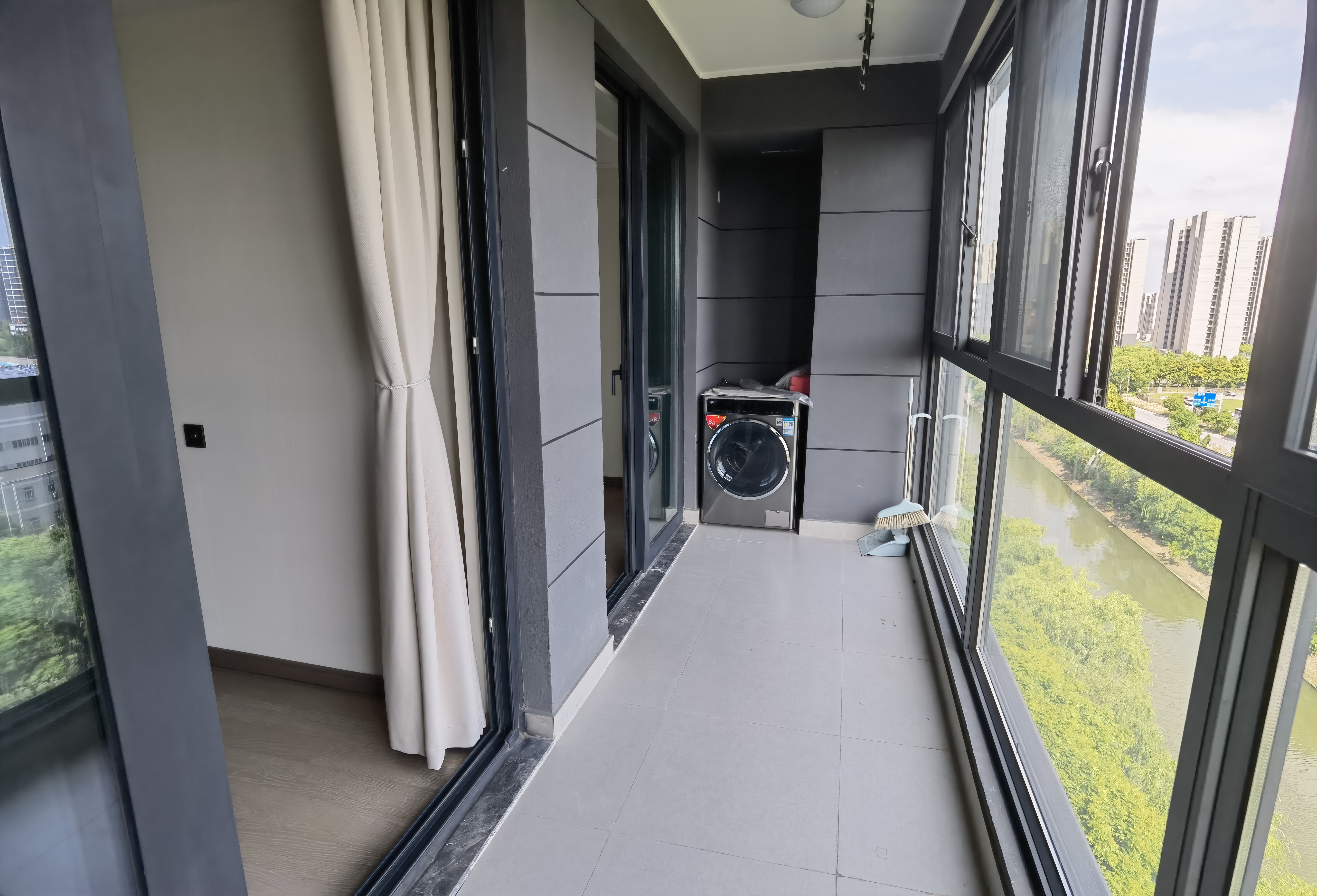 万科时代之光 3室2厅1卫 93m&sup2;