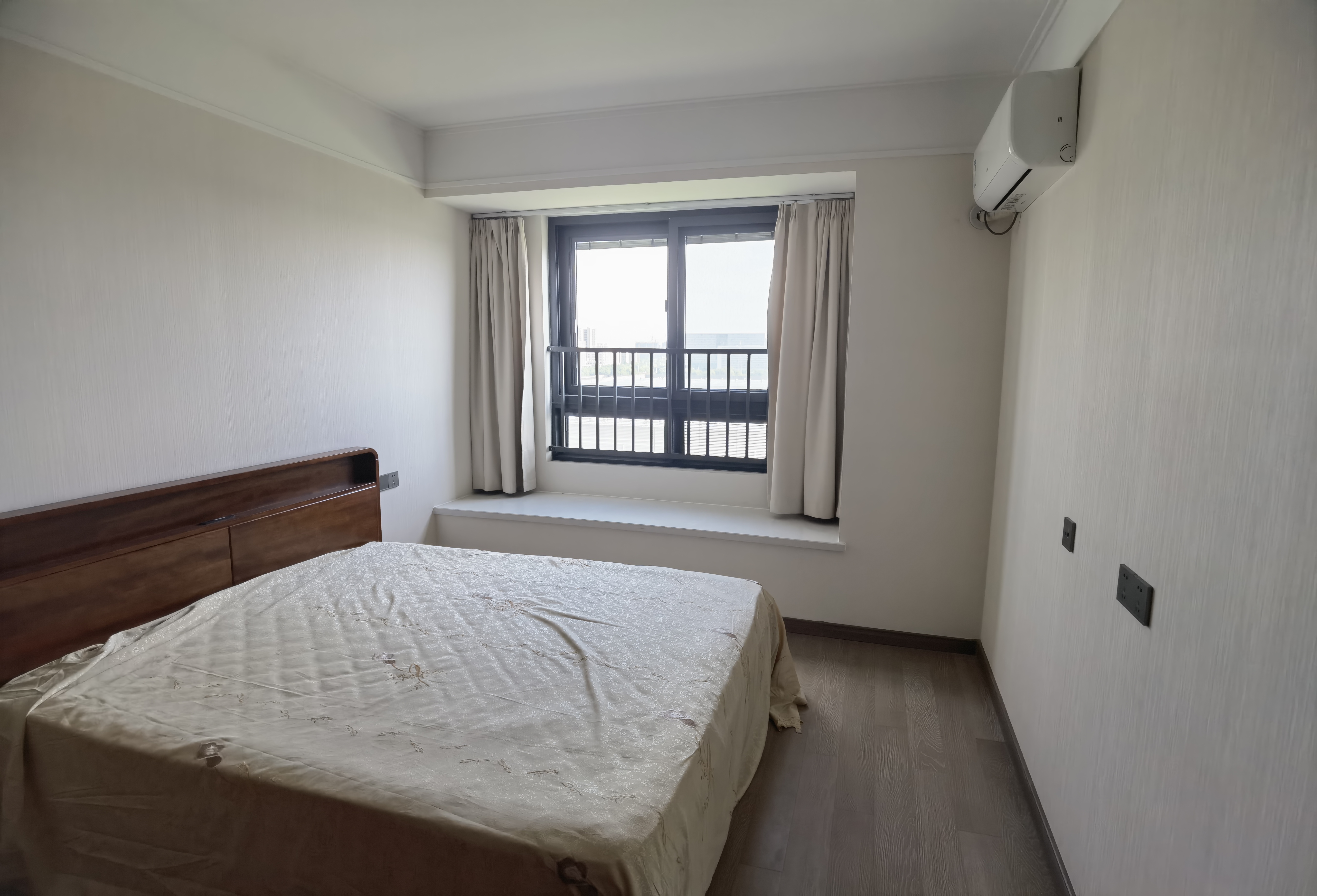 万科时代之光 3室2厅1卫 93m&sup2;
