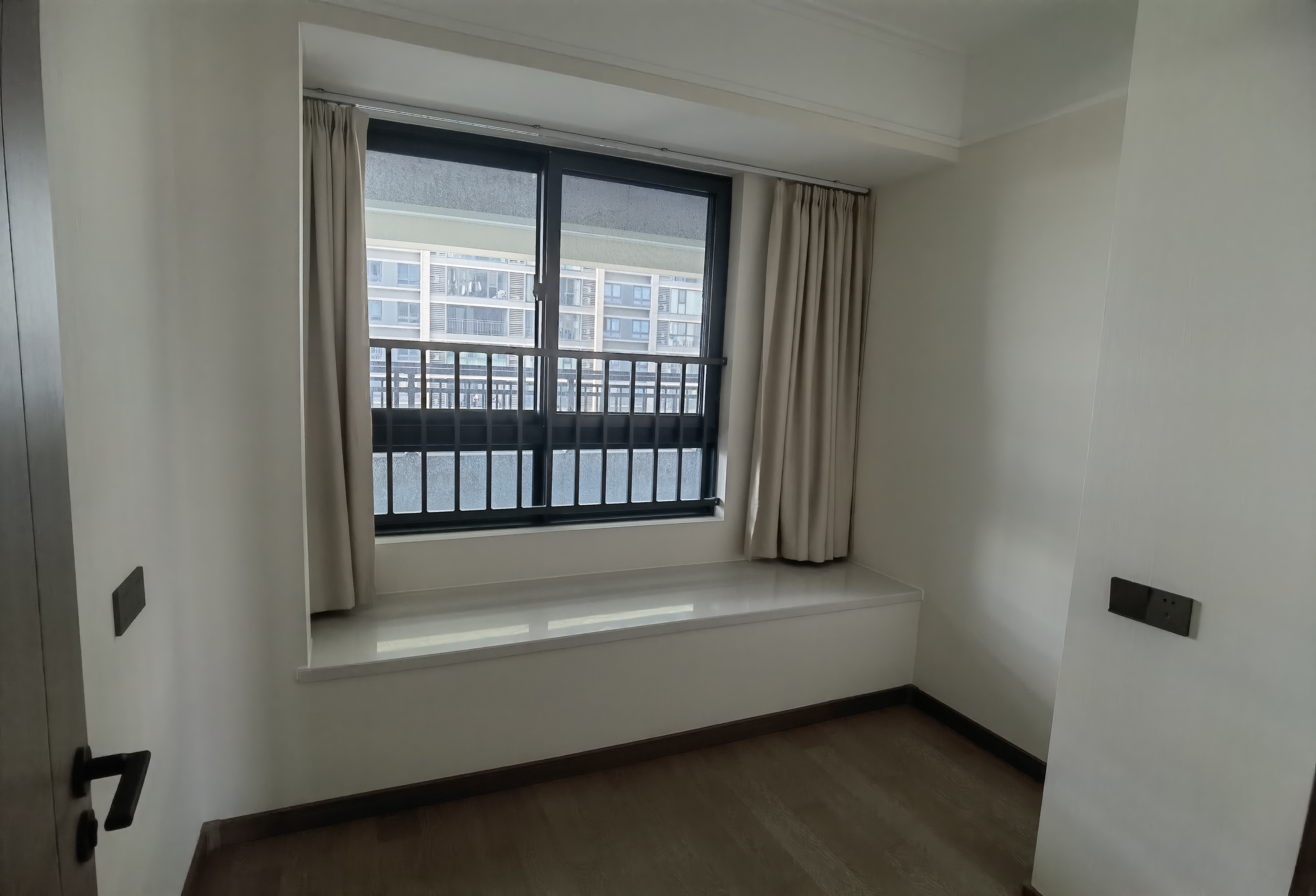 万科时代之光 3室2厅1卫 93m&sup2;