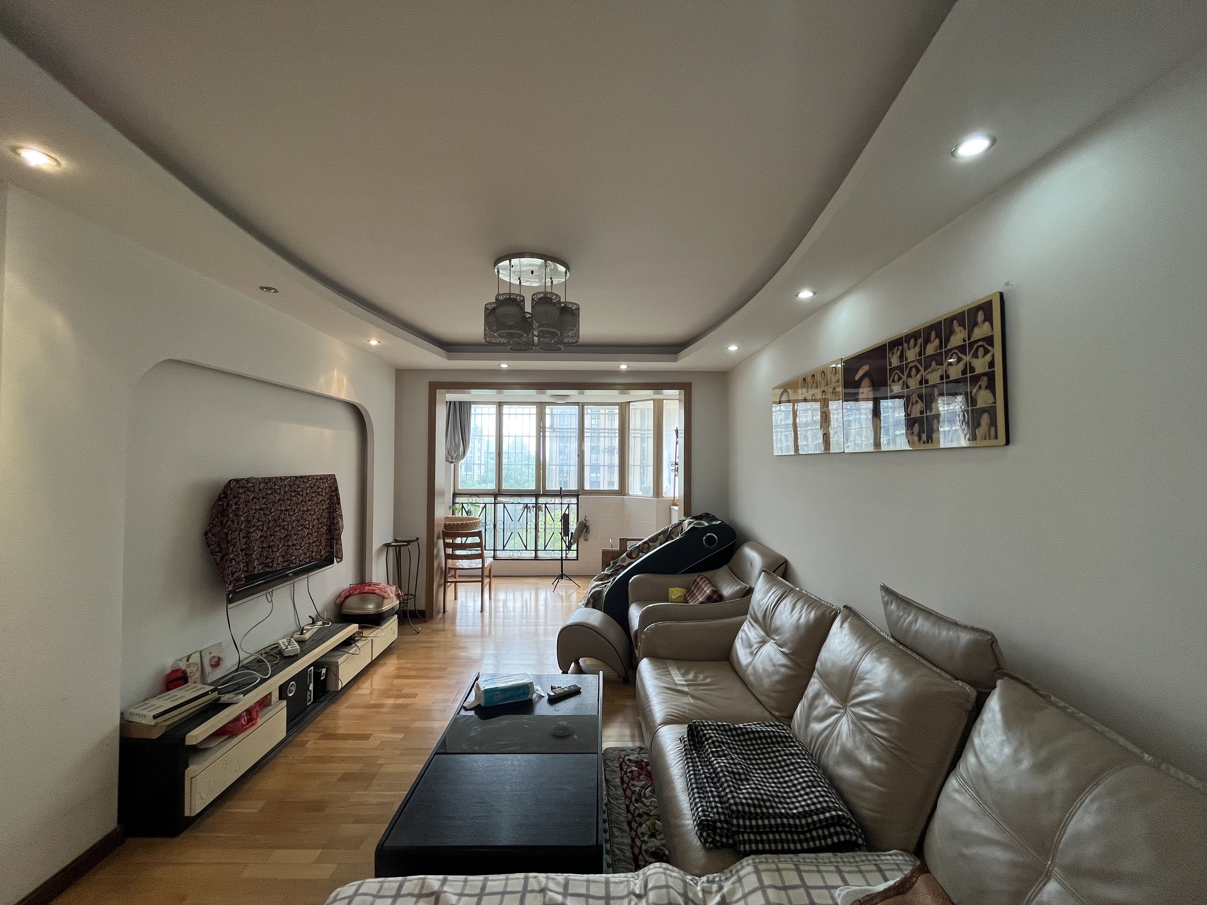天都花苑 3室2厅2卫 144.40m²